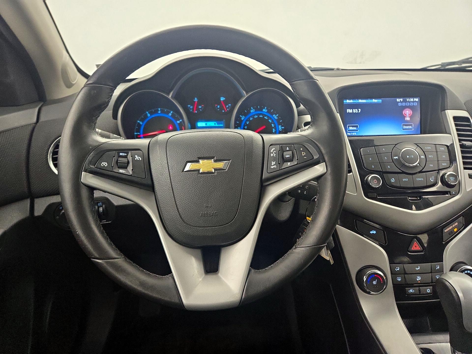 Thumbnail: 2015 Chevrolet Cruze - 10