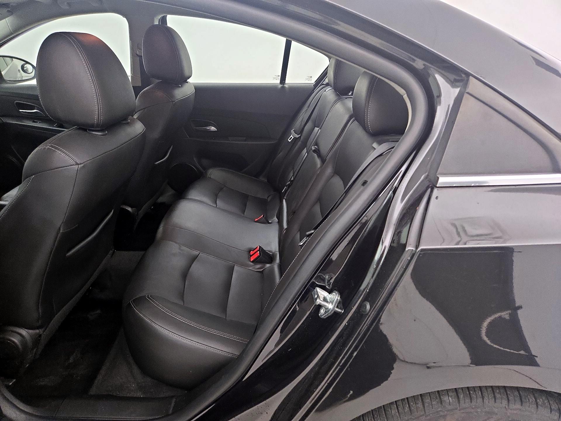 Thumbnail: 2015 Chevrolet Cruze - 18