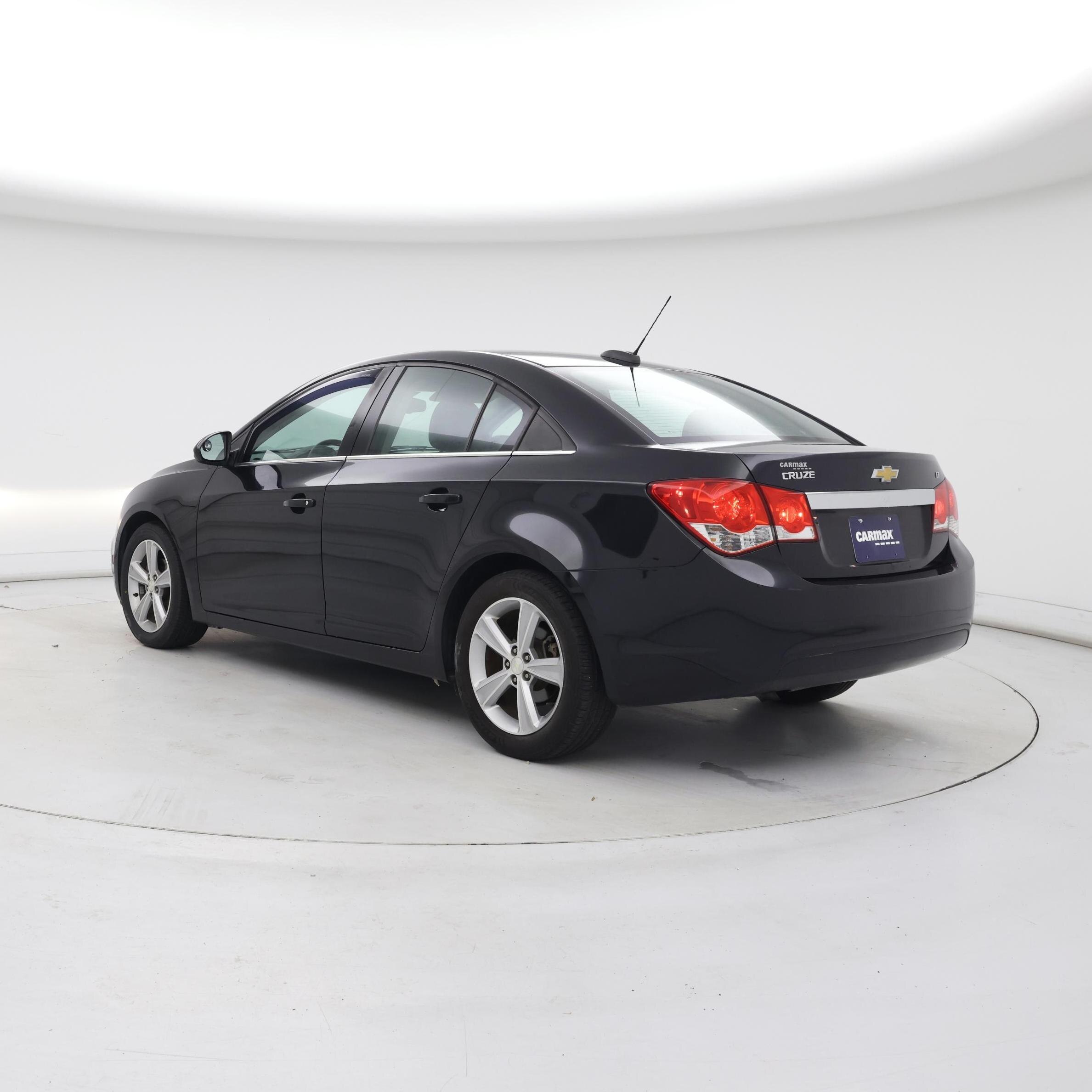 Thumbnail: 2015 Chevrolet Cruze - 2