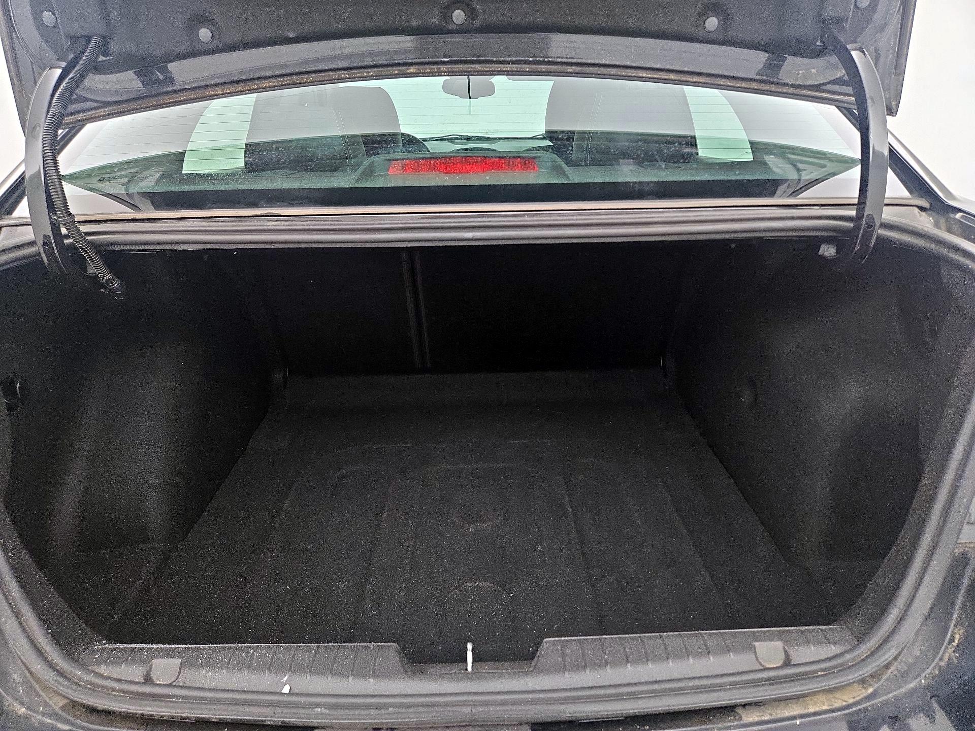 Thumbnail: 2015 Chevrolet Cruze - 19