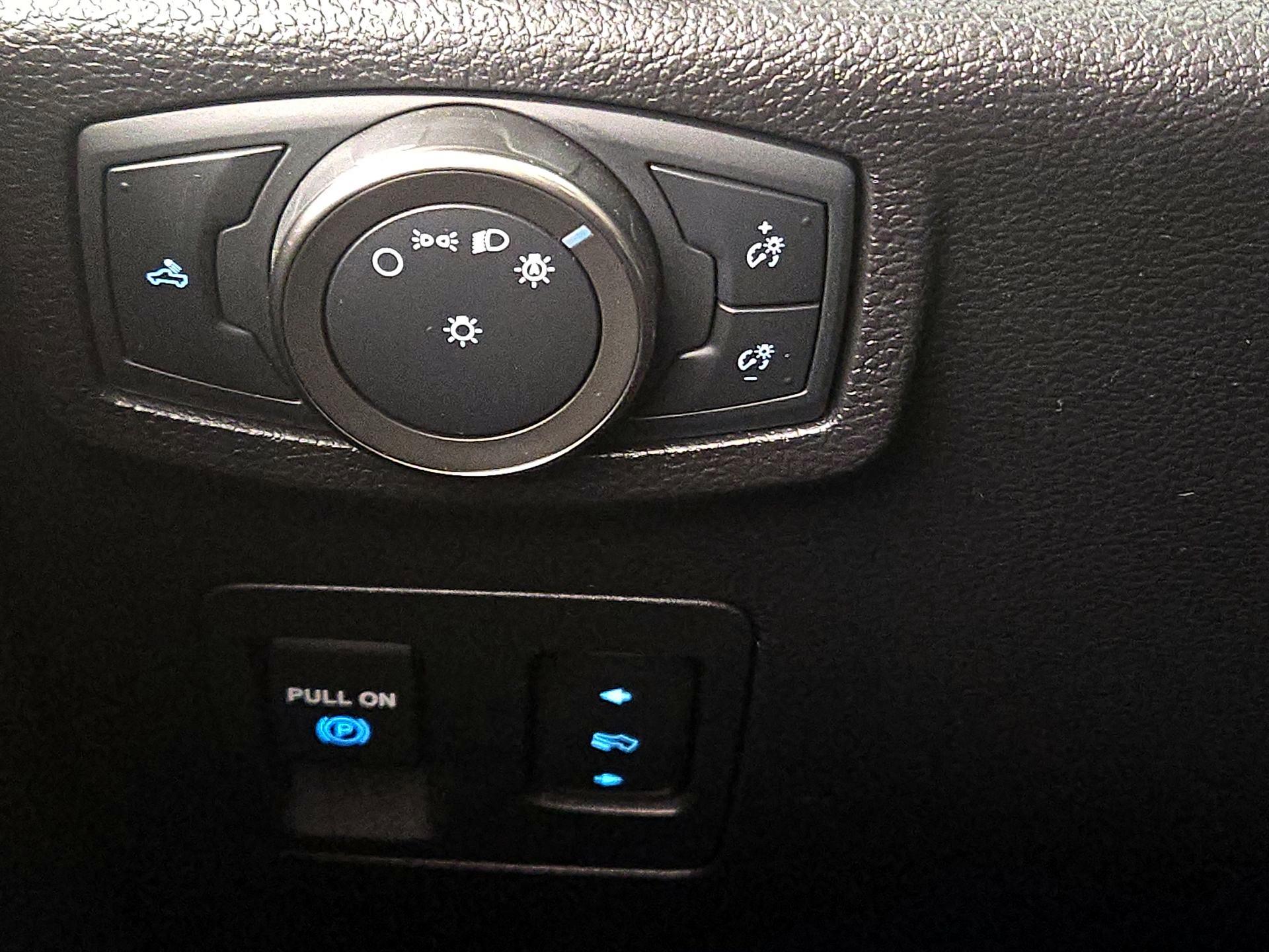 Thumbnail: 2020 Ford F-150 - 13