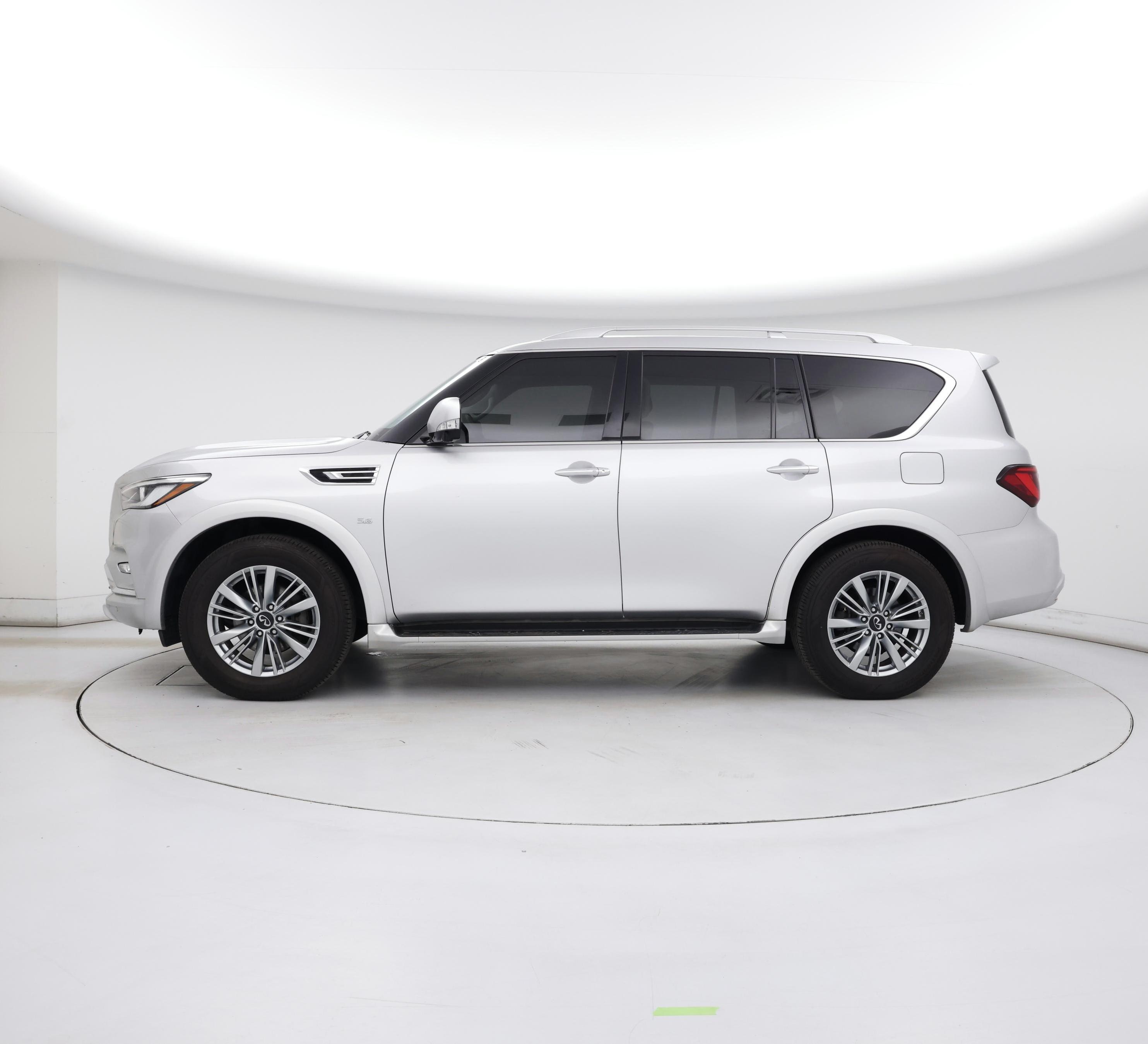 Thumbnail: 2019 INFINITI QX80 - 3