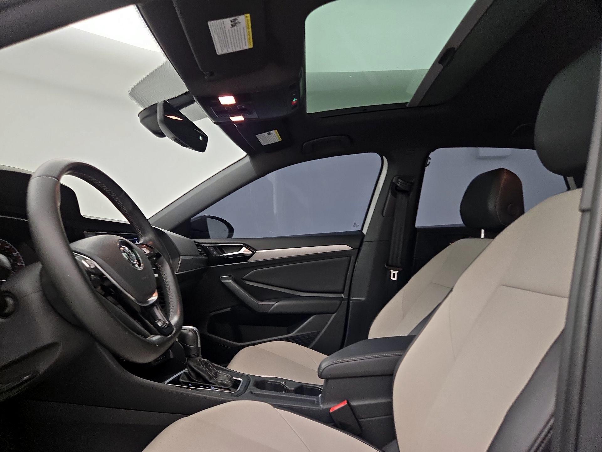 Thumbnail: 2021 Volkswagen Jetta - 19