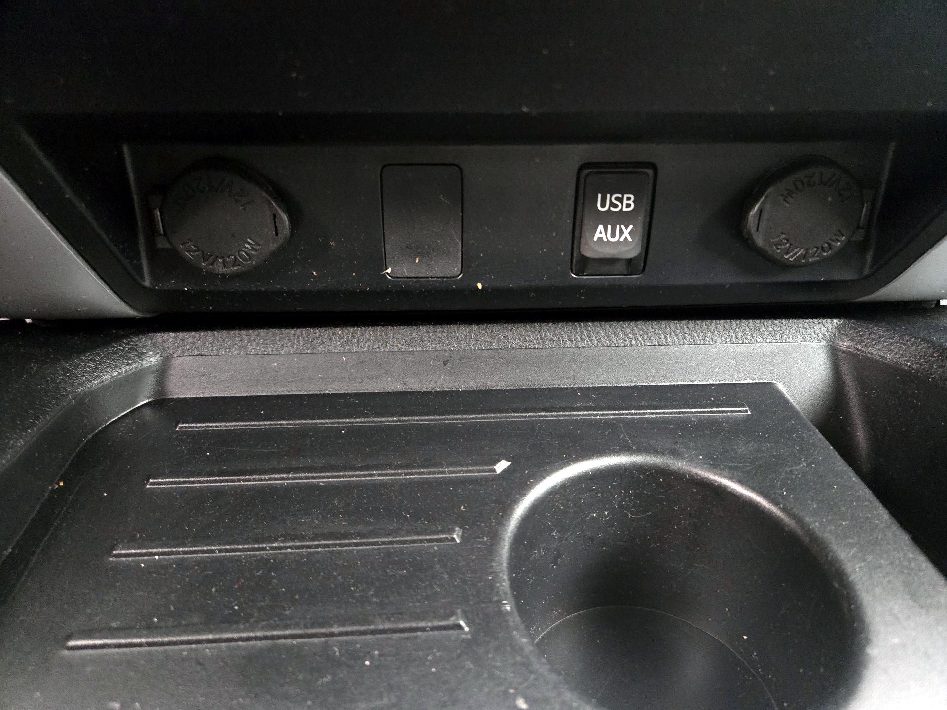 Thumbnail: 2018 Toyota Tundra - 18