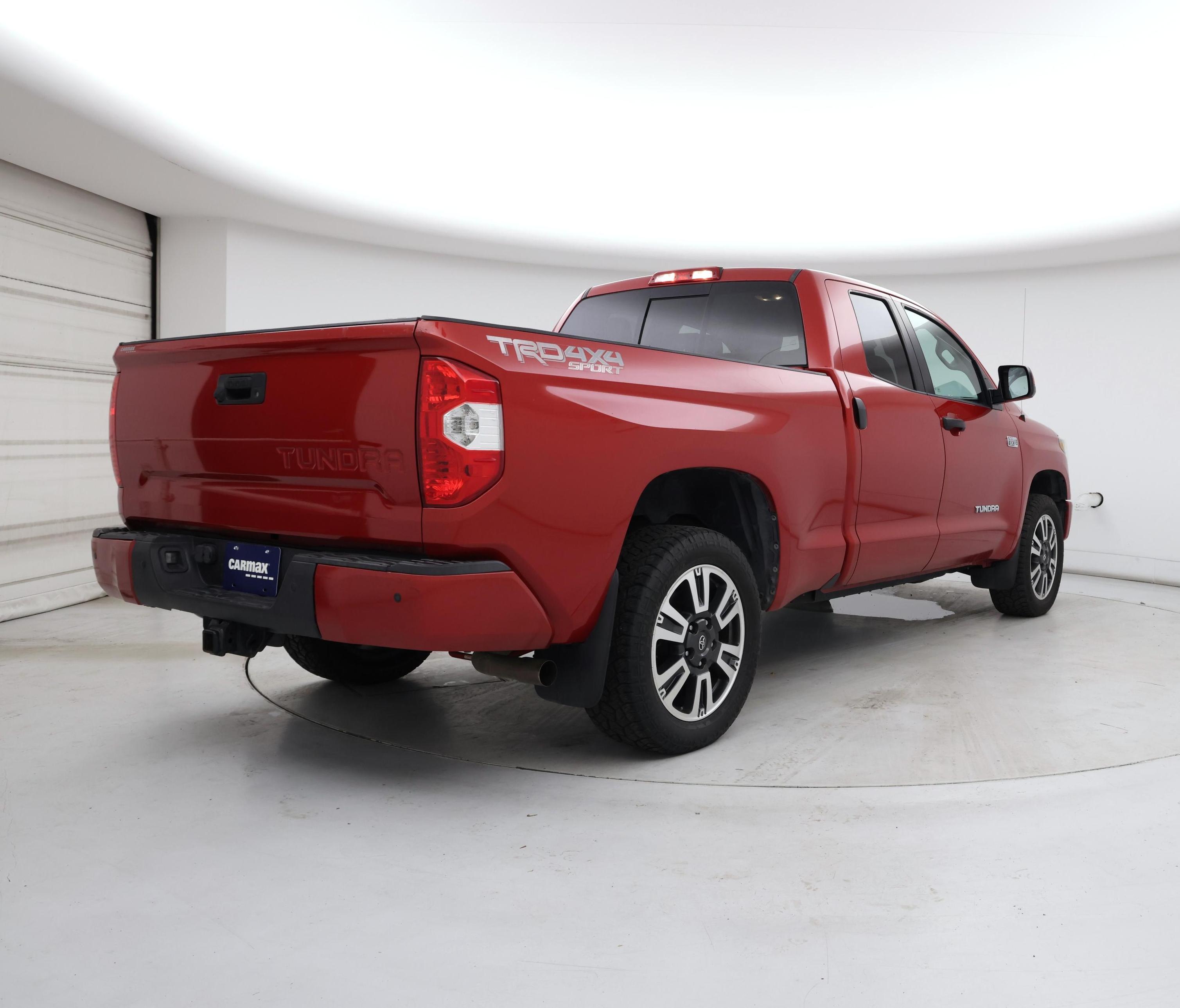 Thumbnail: 2018 Toyota Tundra - 8