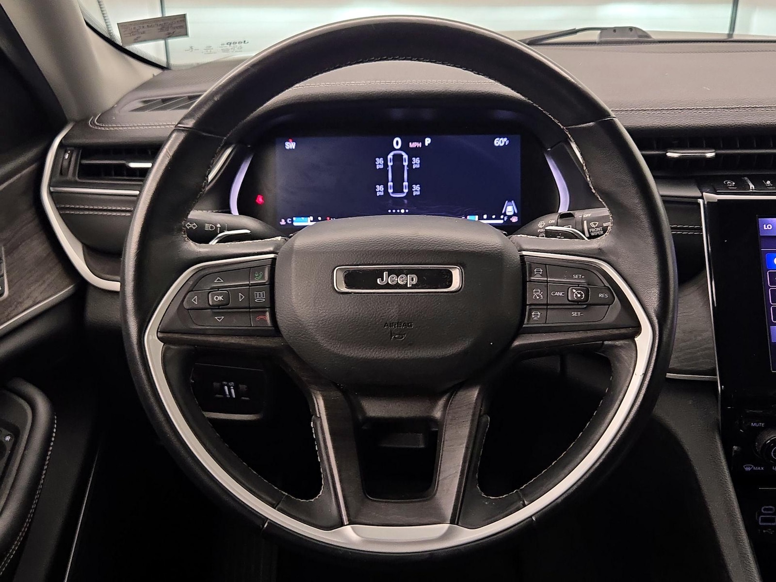 2022 Jeep Grand Cherokee L Limited - Photo 11