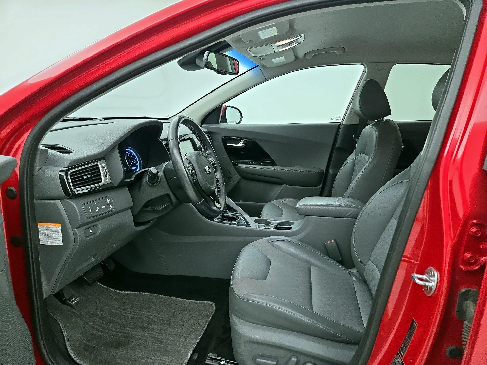 Thumbnail: 2019 Kia Niro - 11