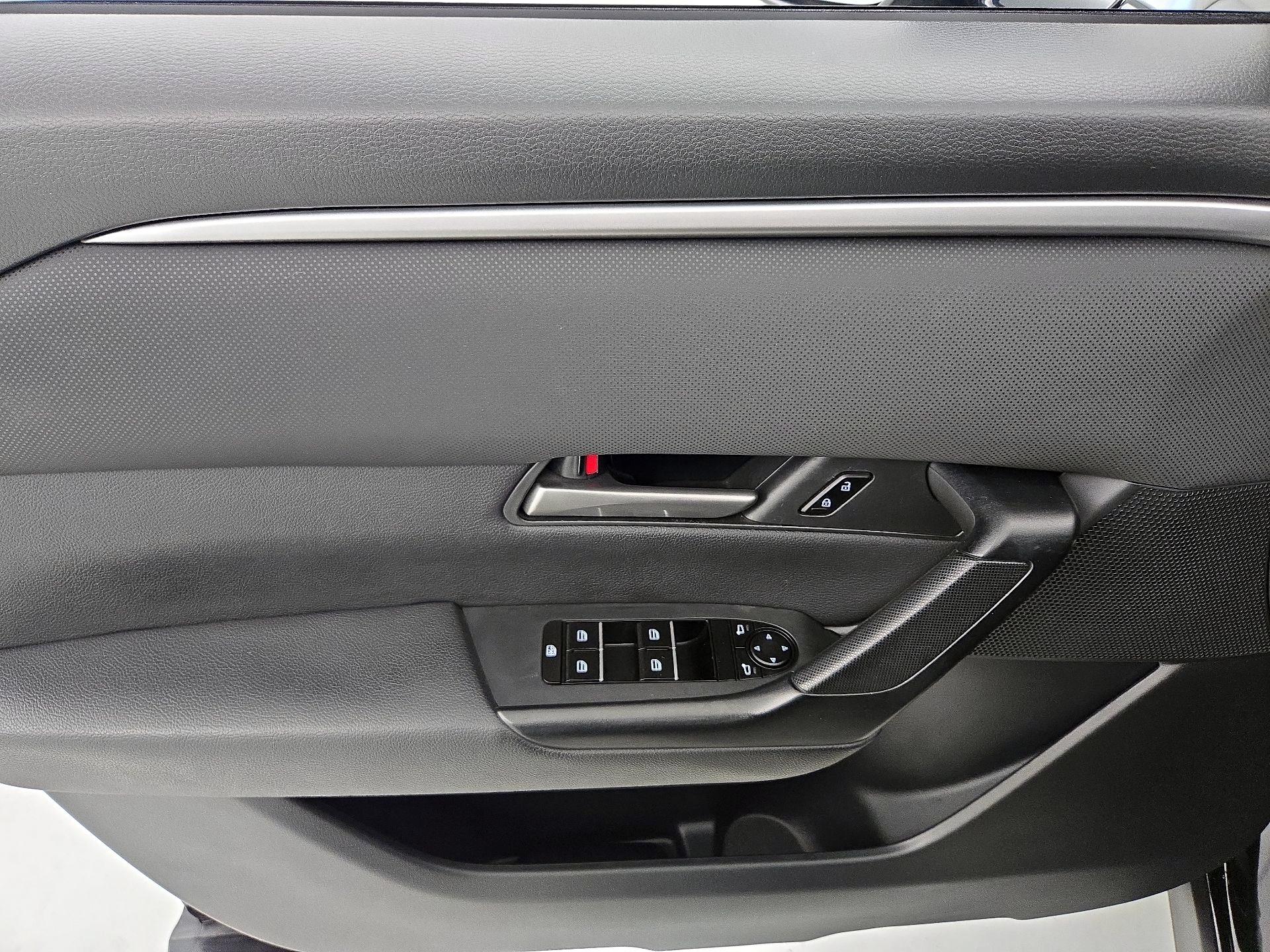 Thumbnail: 2024 Mazda CX-50 - 12