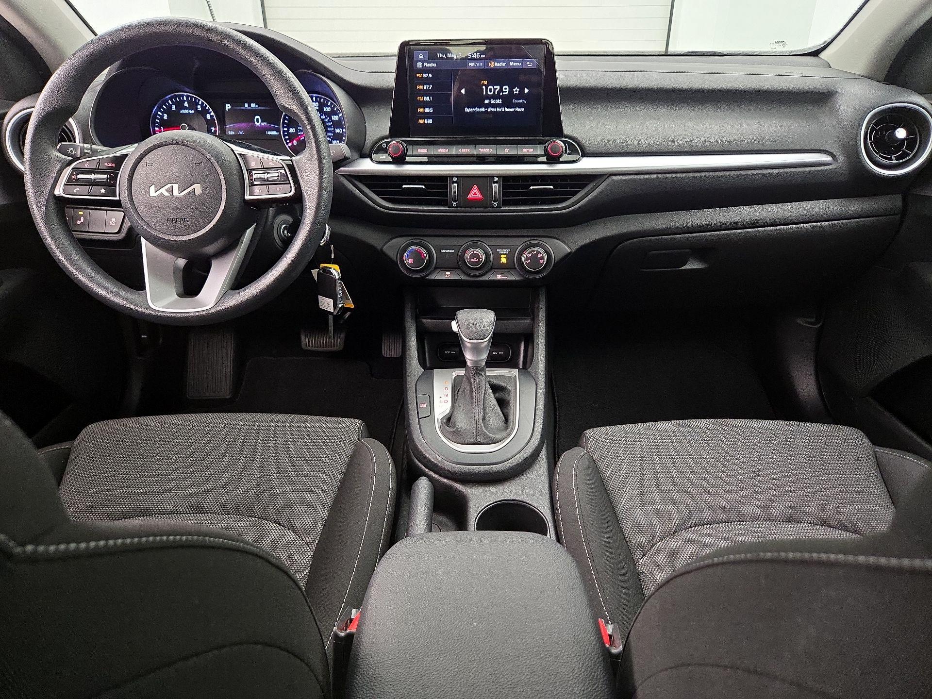 Thumbnail: 2023 Kia Forte - 9