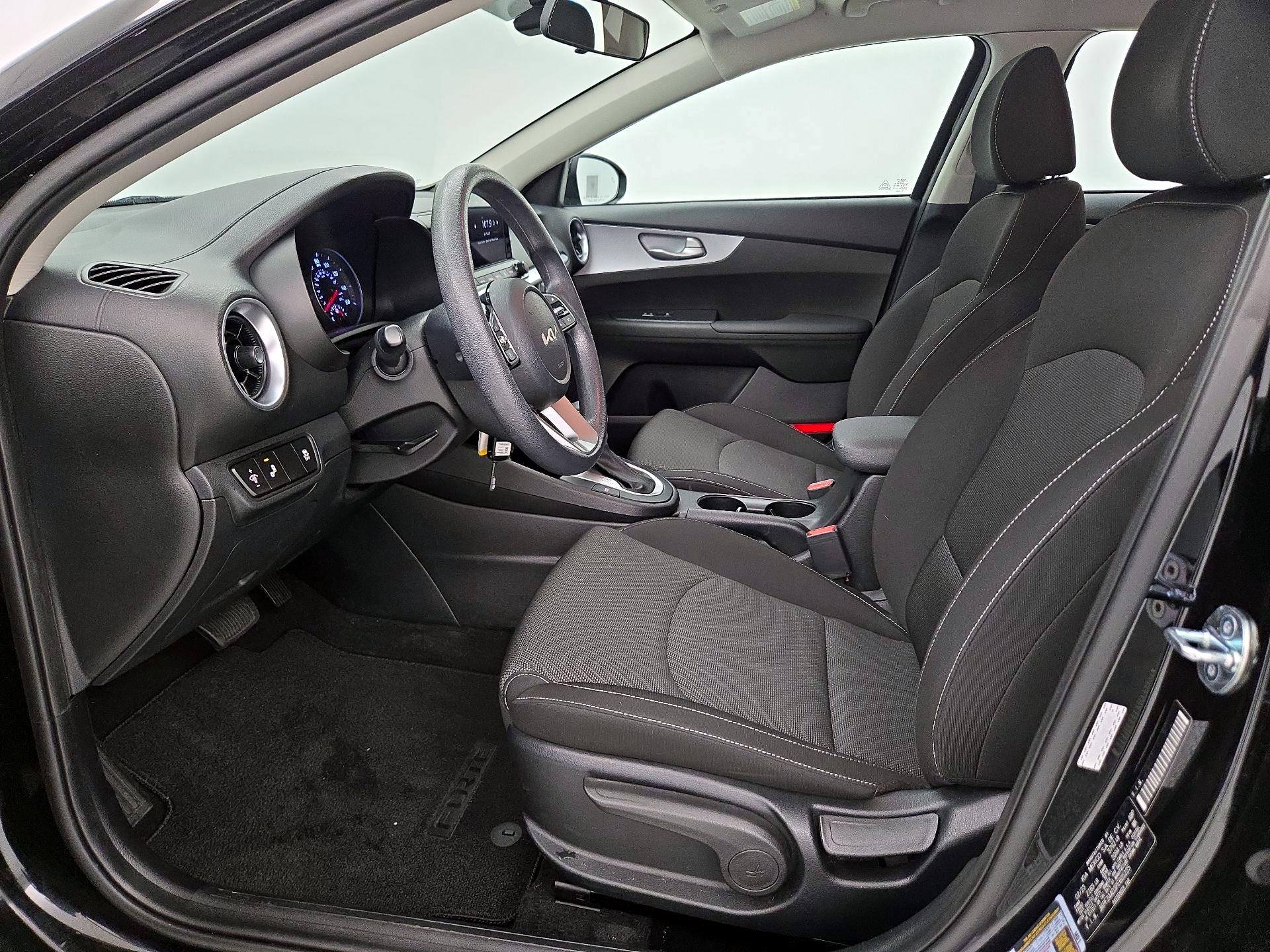 Thumbnail: 2023 Kia Forte - 11