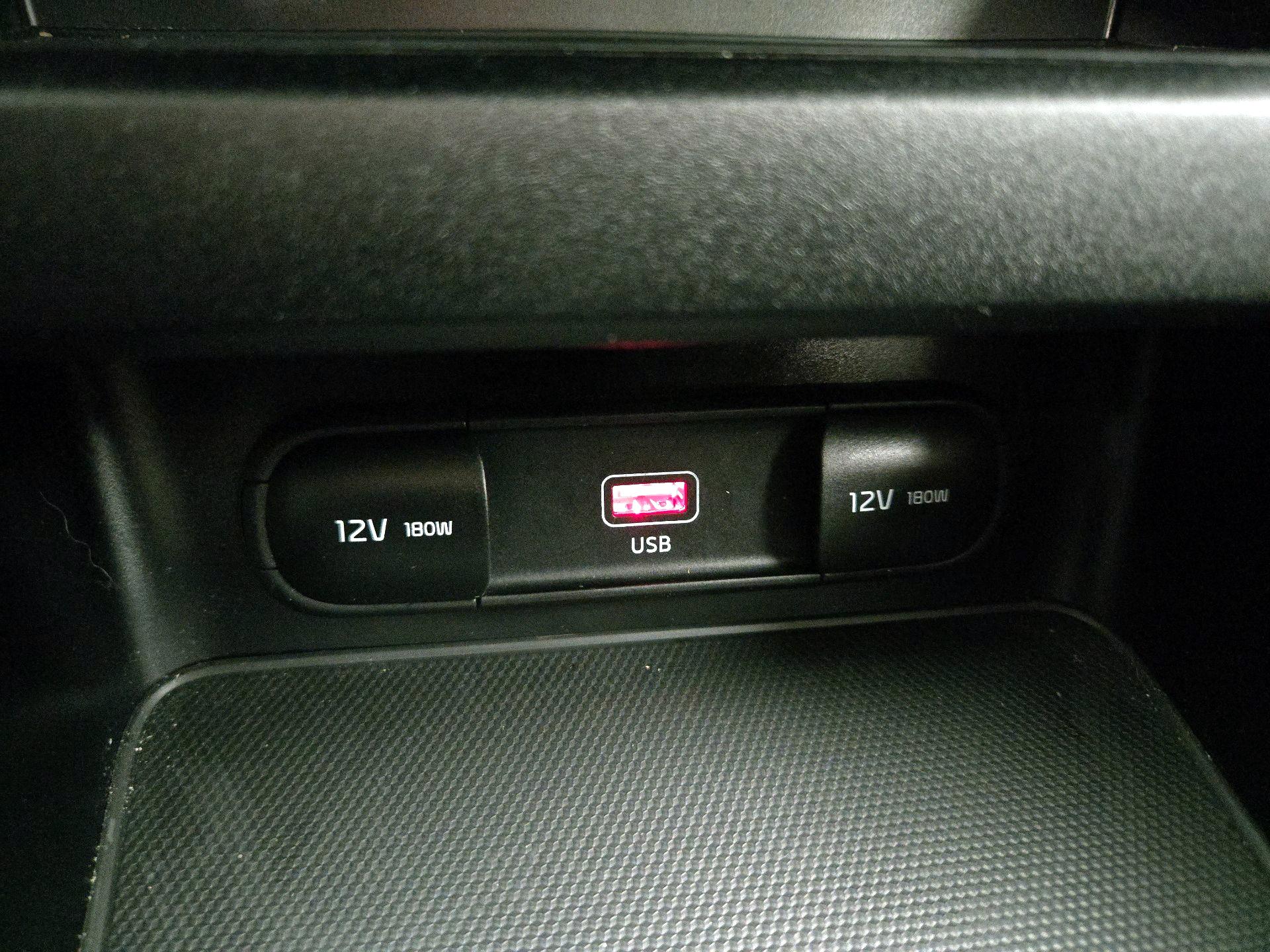Thumbnail: 2023 Kia Forte - 18