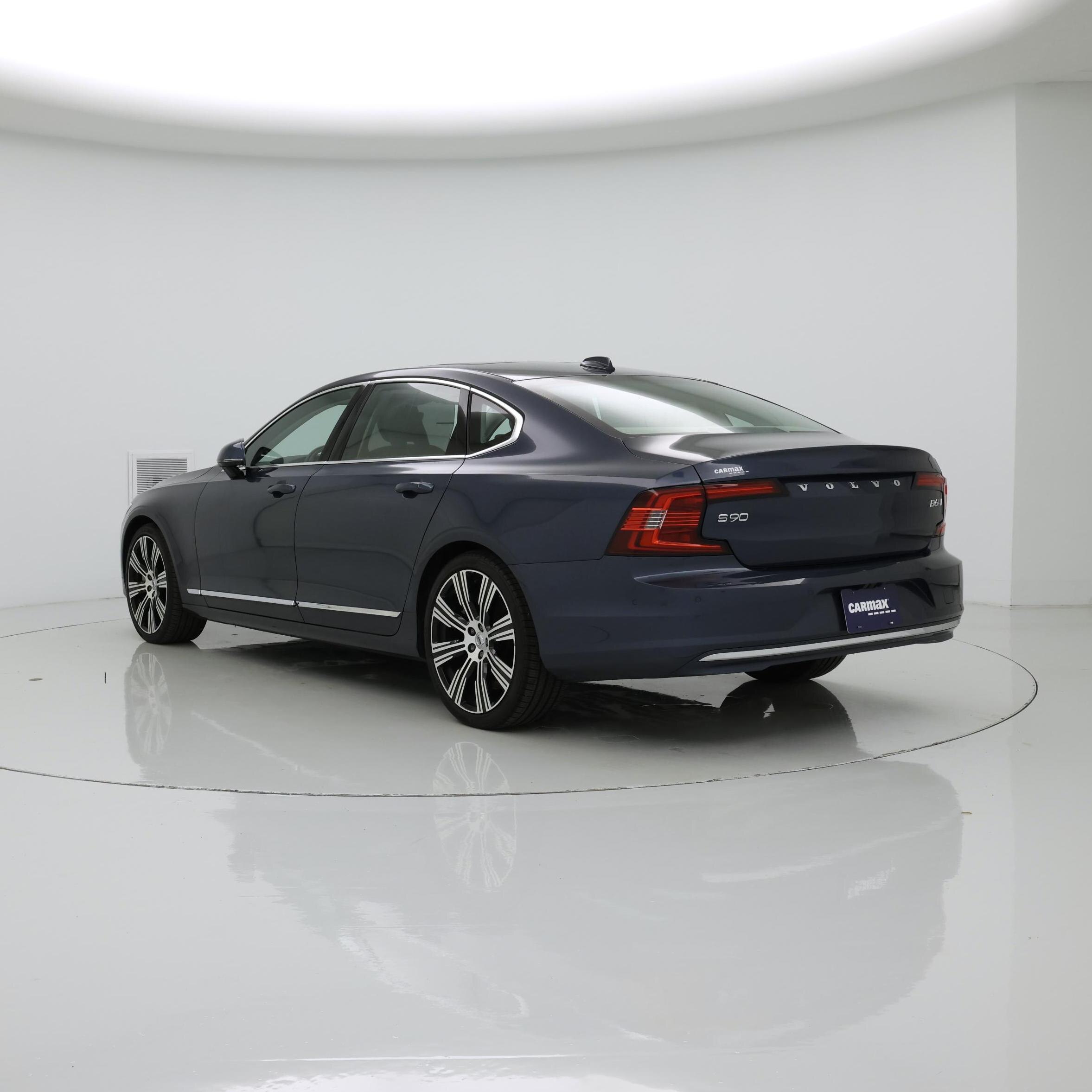 Thumbnail: 2023 Volvo S90 - 2