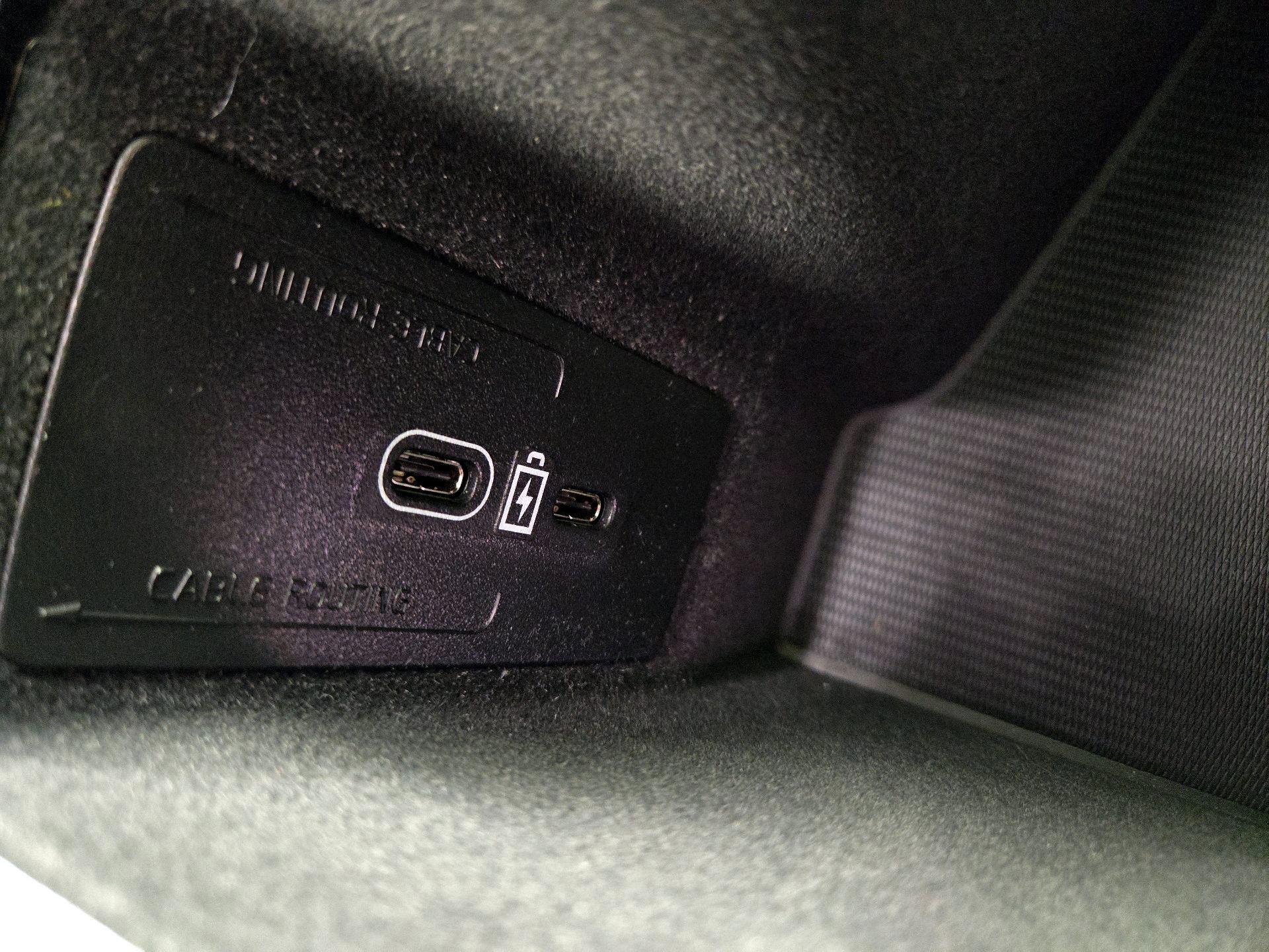 Thumbnail: 2023 Volvo S90 - 19