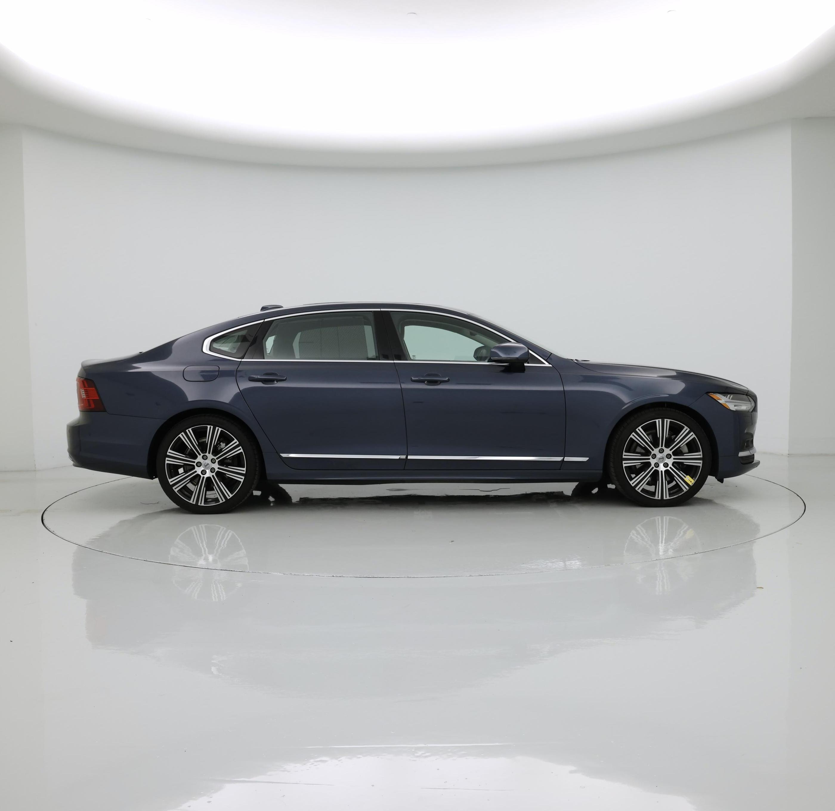 Thumbnail: 2023 Volvo S90 - 7