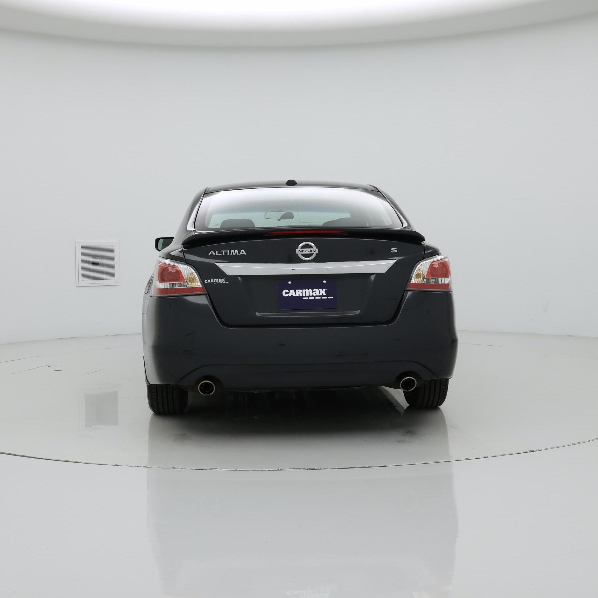 Thumbnail: 2015 Nissan Altima - 6
