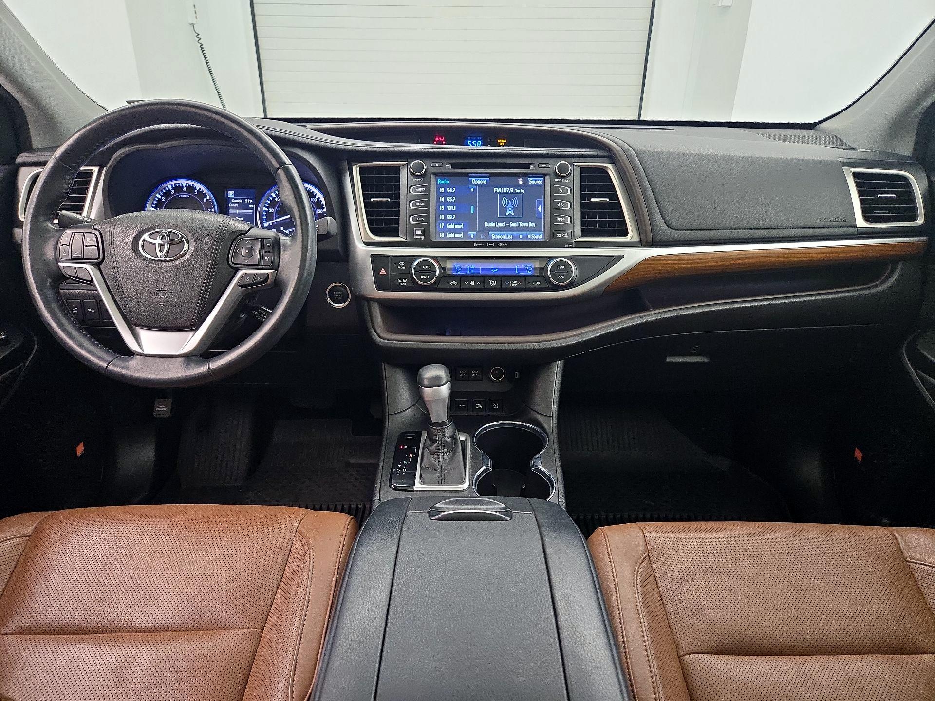 Thumbnail: 2018 Toyota Highlander - 9