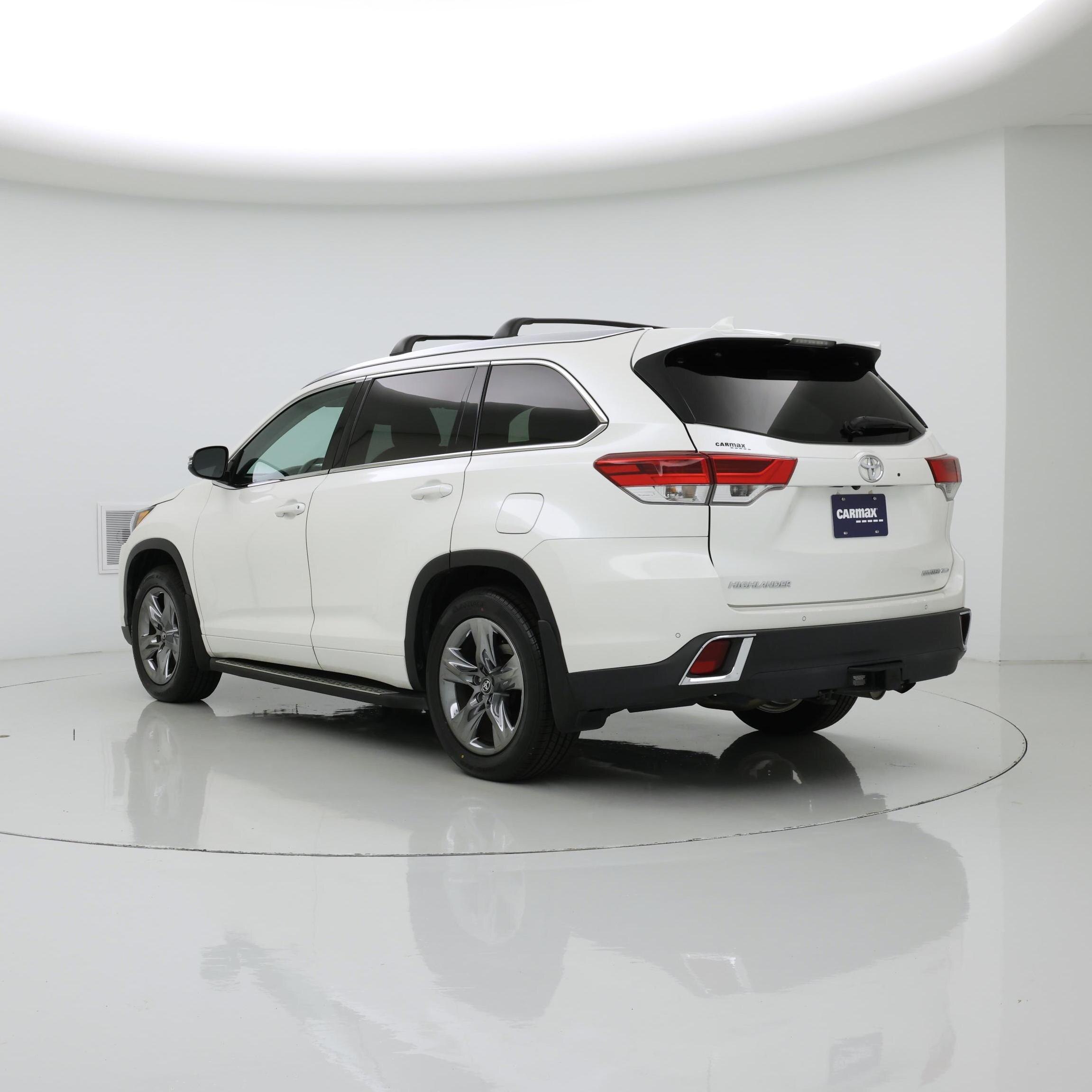 Thumbnail: 2018 Toyota Highlander - 2