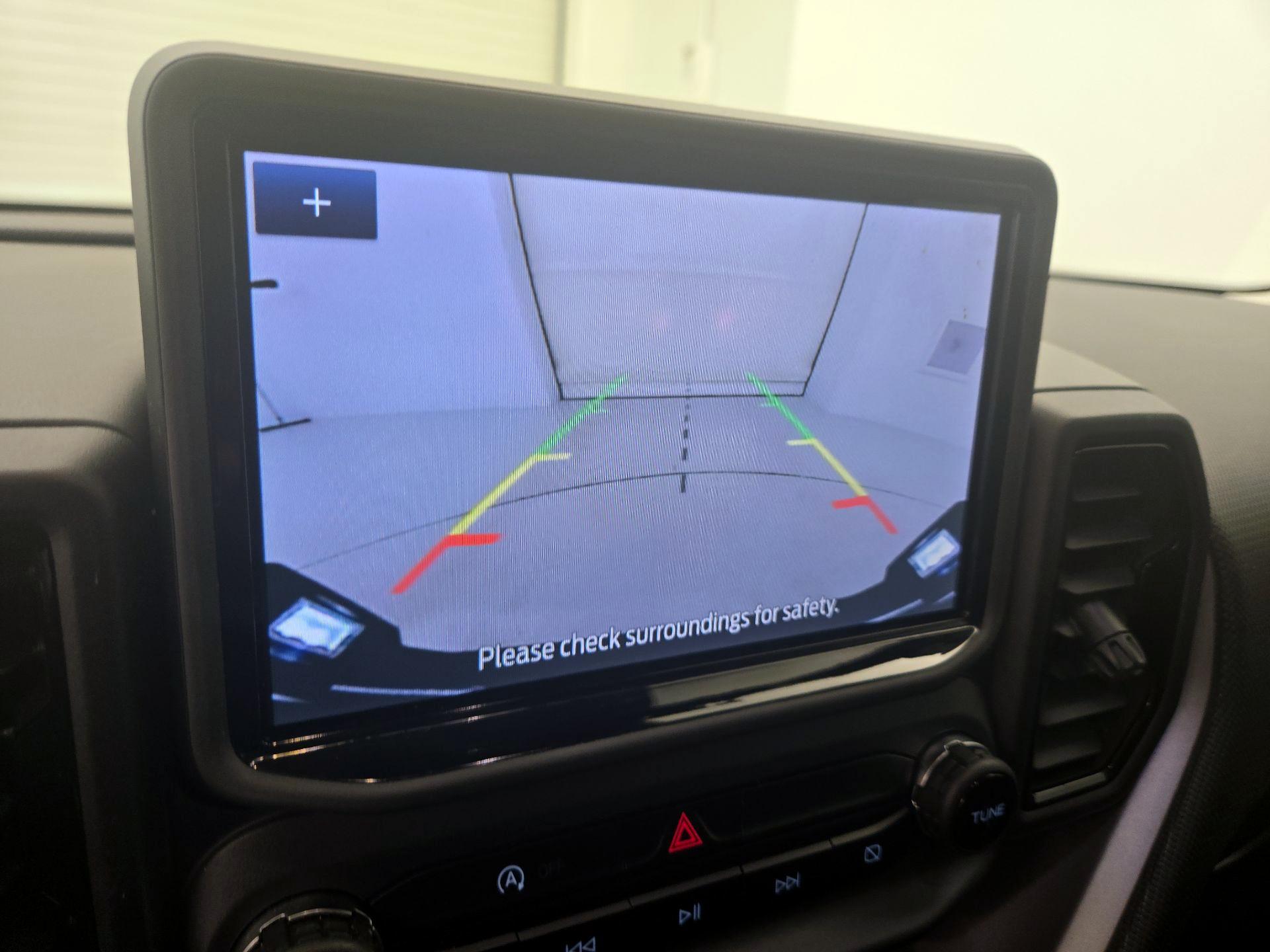 Thumbnail: 2022 Ford Bronco Sport - 14