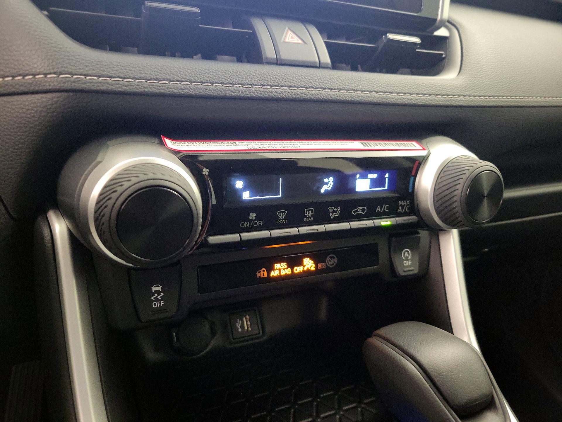 Thumbnail: 2024 Toyota RAV4 - 16