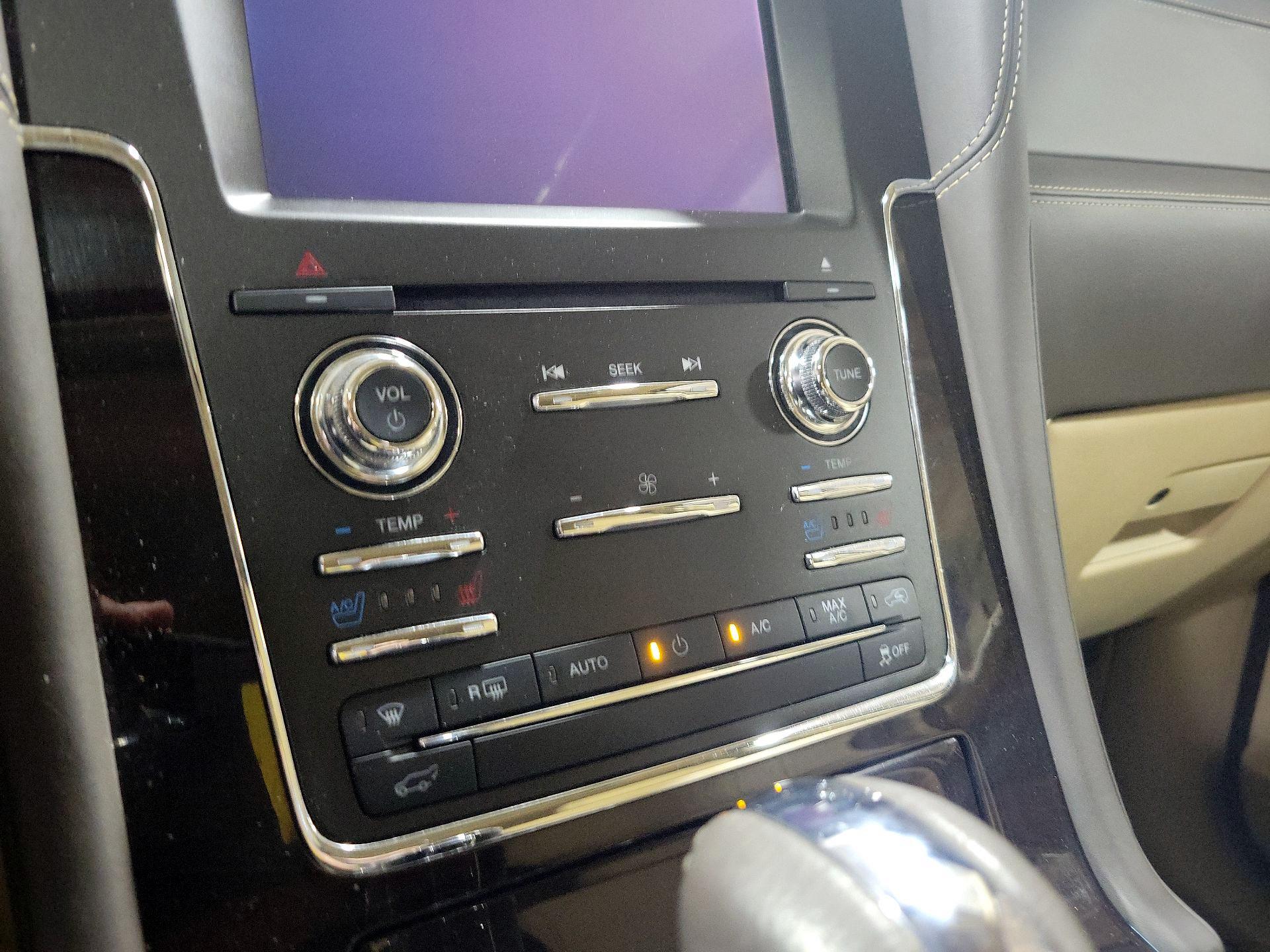 Thumbnail: 2017 Lincoln Navigator - 16