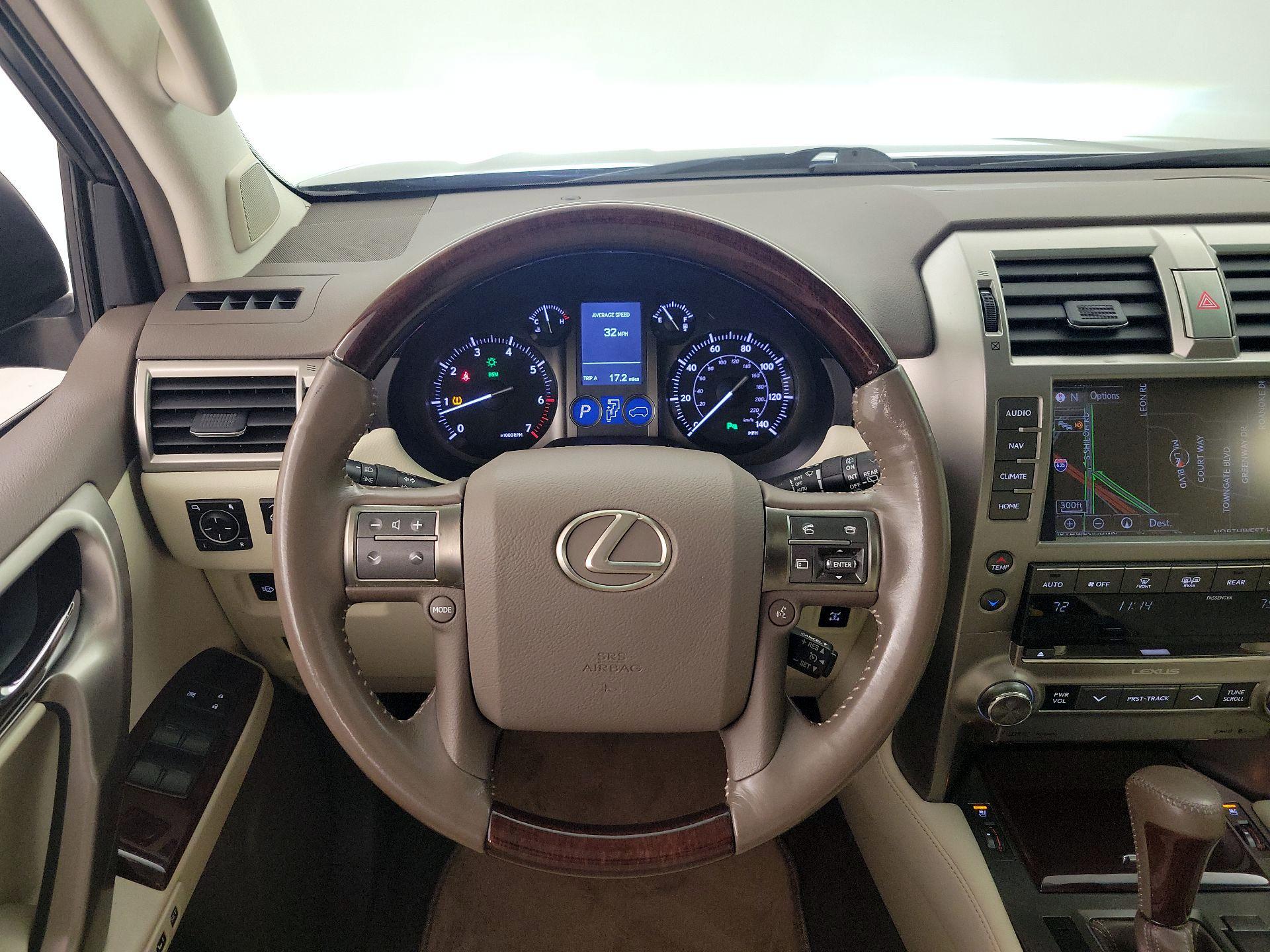 Thumbnail: 2017 Lexus GX - 10