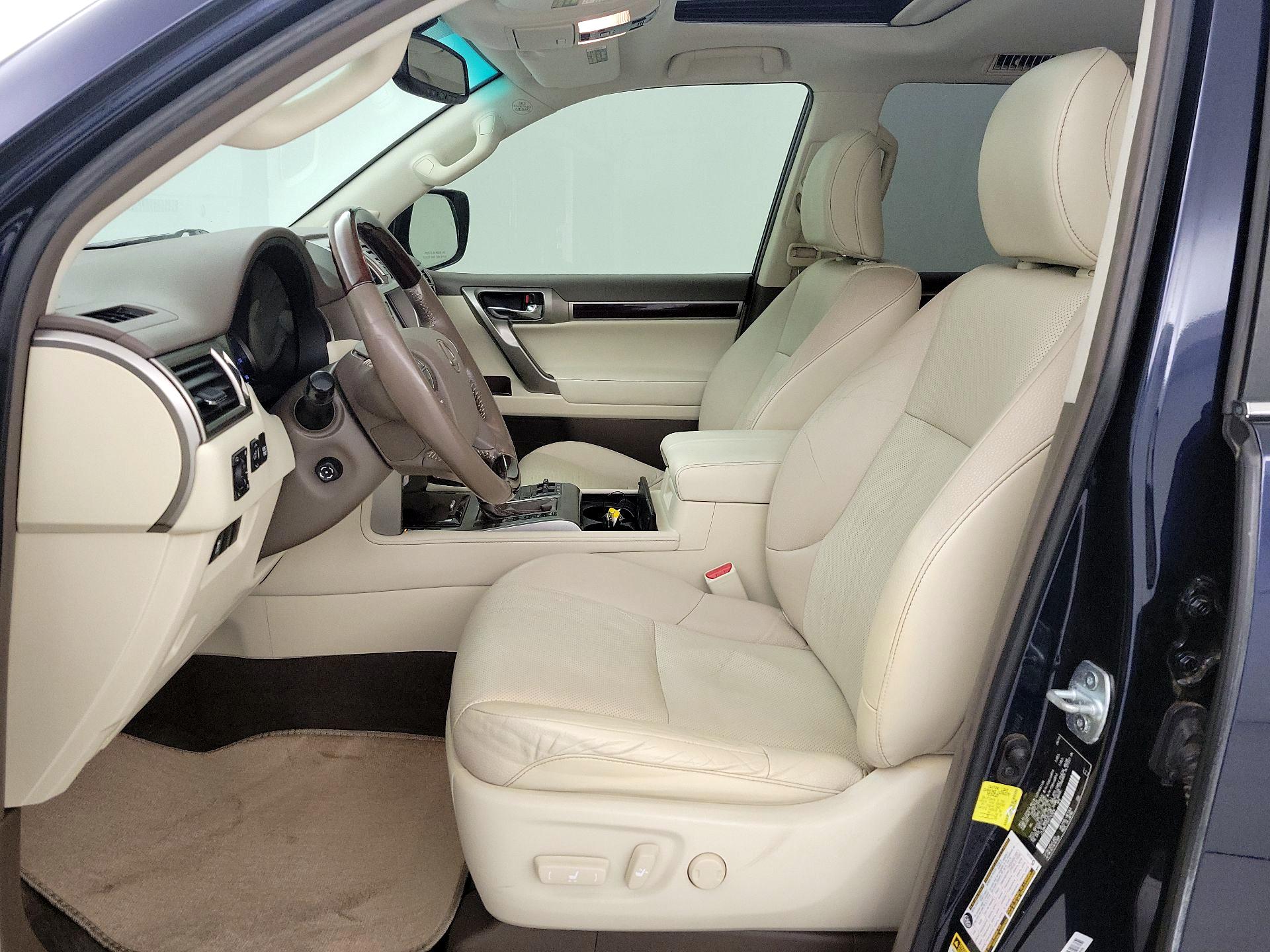 Thumbnail: 2017 Lexus GX - 11