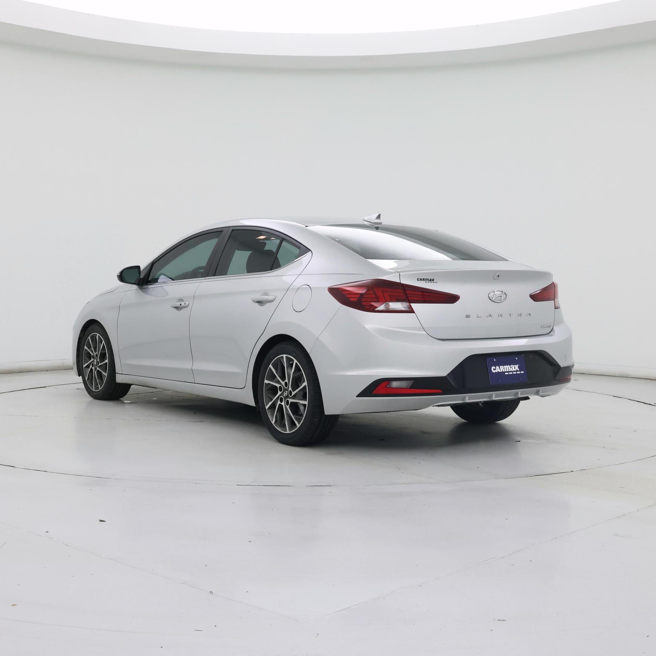 Thumbnail: 2019 Hyundai Elantra - 2