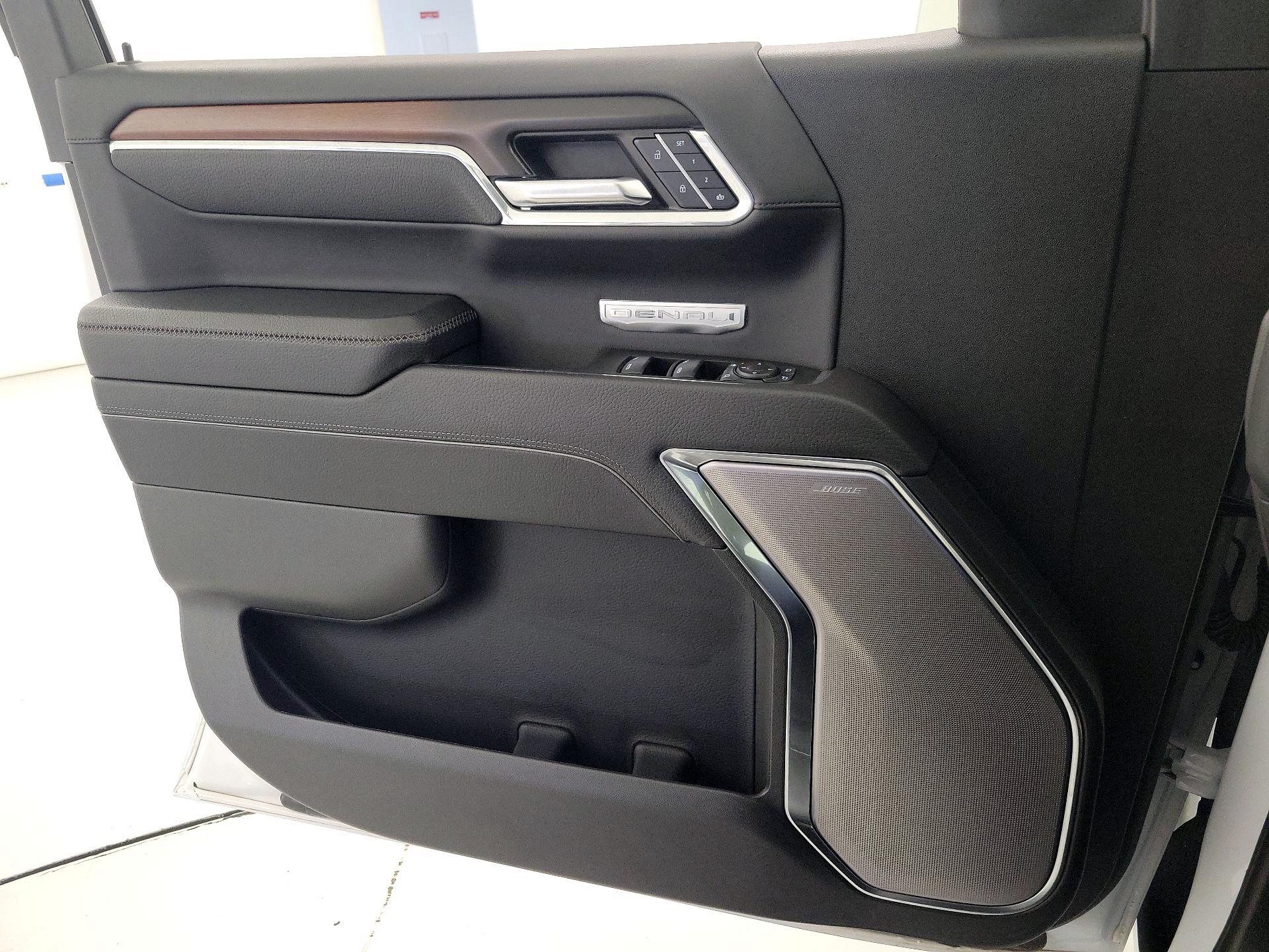 Thumbnail: 2024 GMC Sierra 1500 - 12