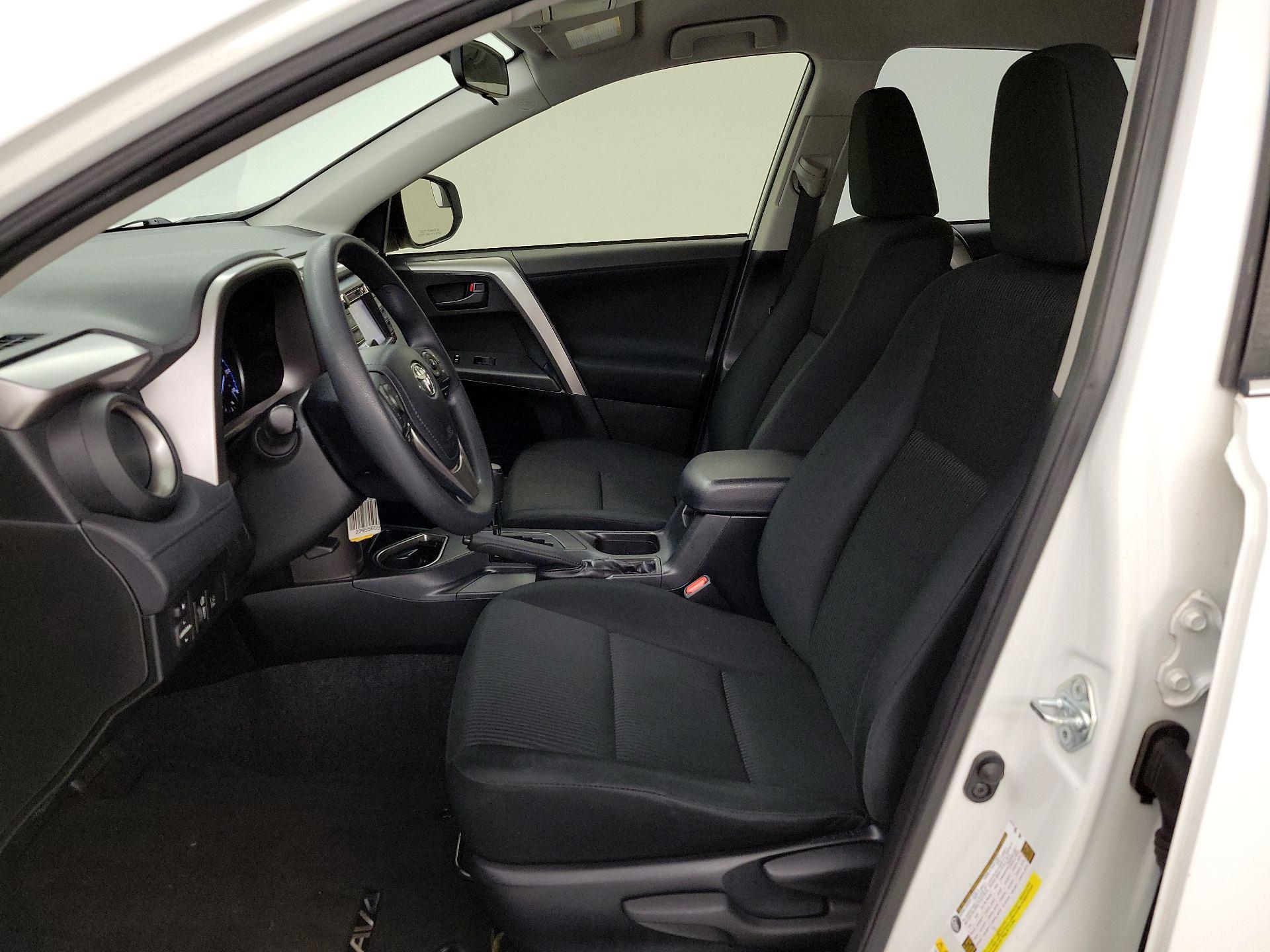 Thumbnail: 2017 Toyota RAV4 - 11