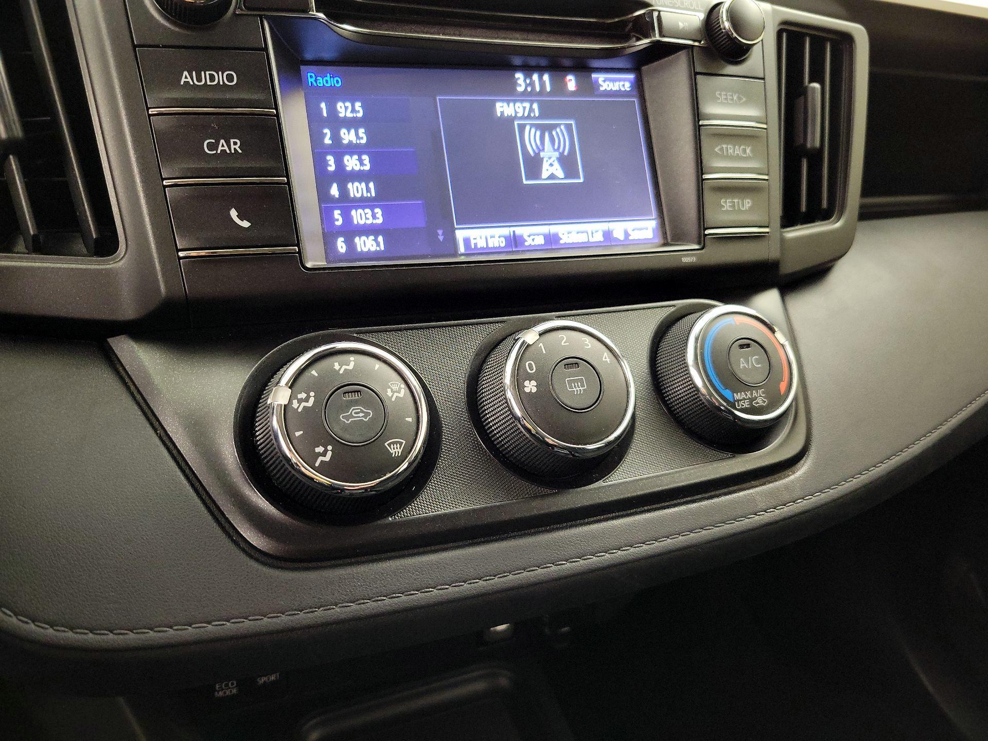 Thumbnail: 2017 Toyota RAV4 - 16