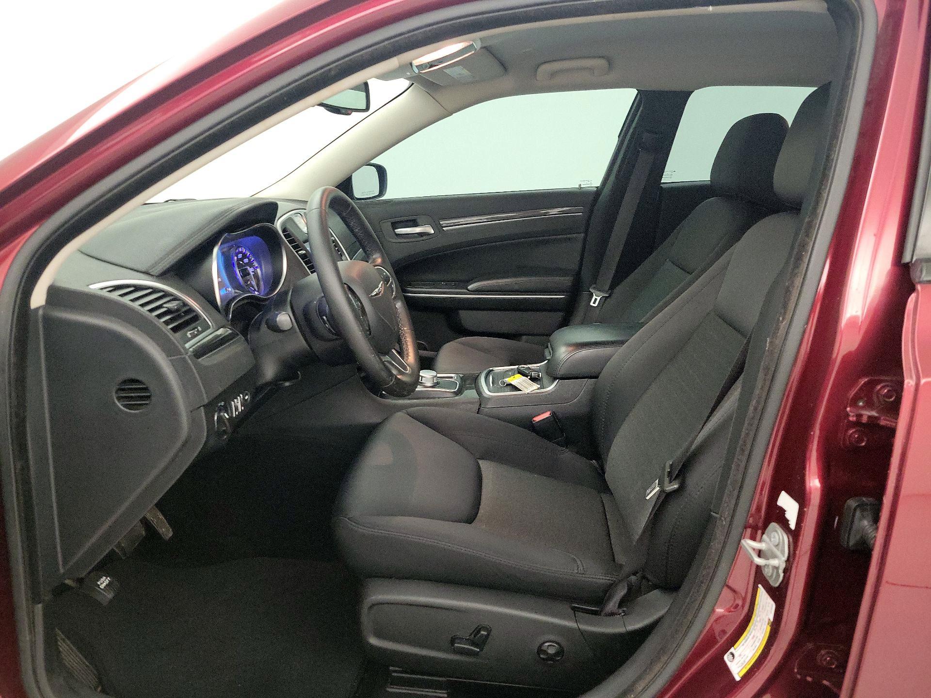 Thumbnail: 2020 Chrysler 300 - 11