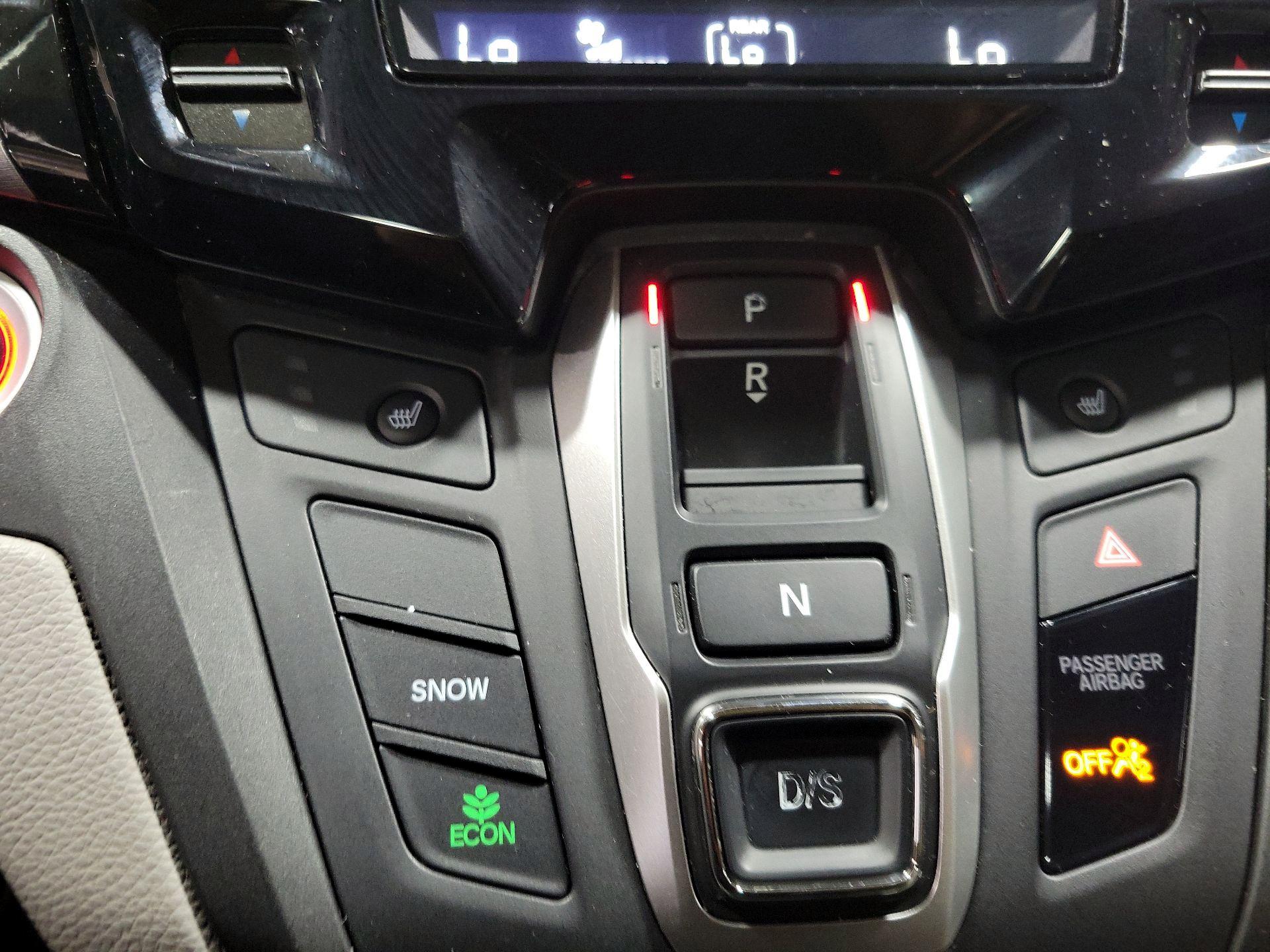 Thumbnail: 2018 Honda Odyssey - 17