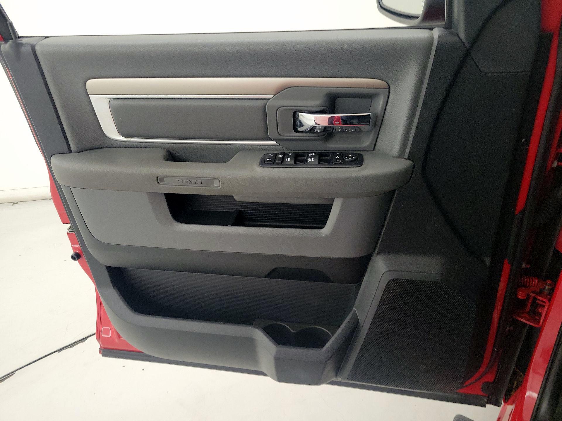 Thumbnail: 2016 RAM 1500 - 12