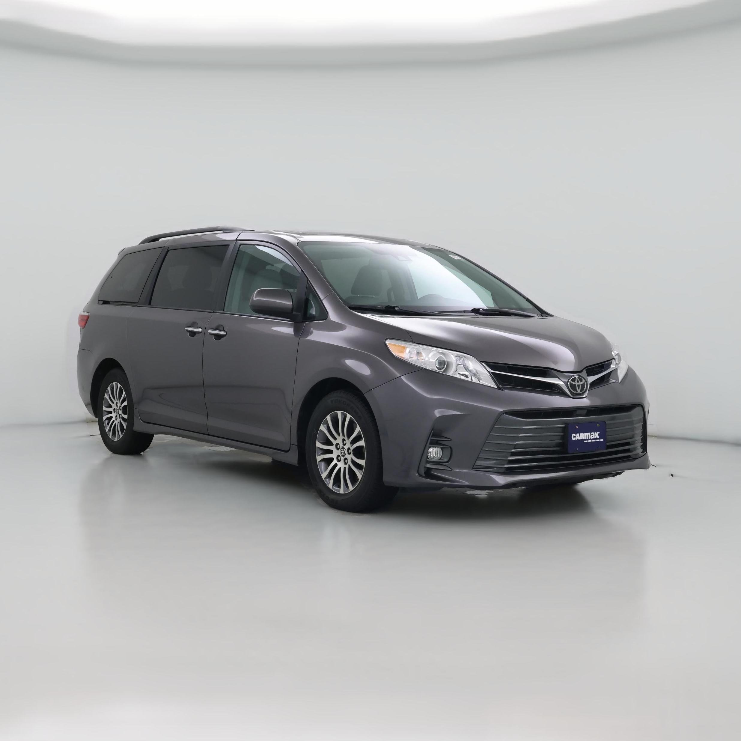 Thumbnail: 2020 Toyota Sienna - 1