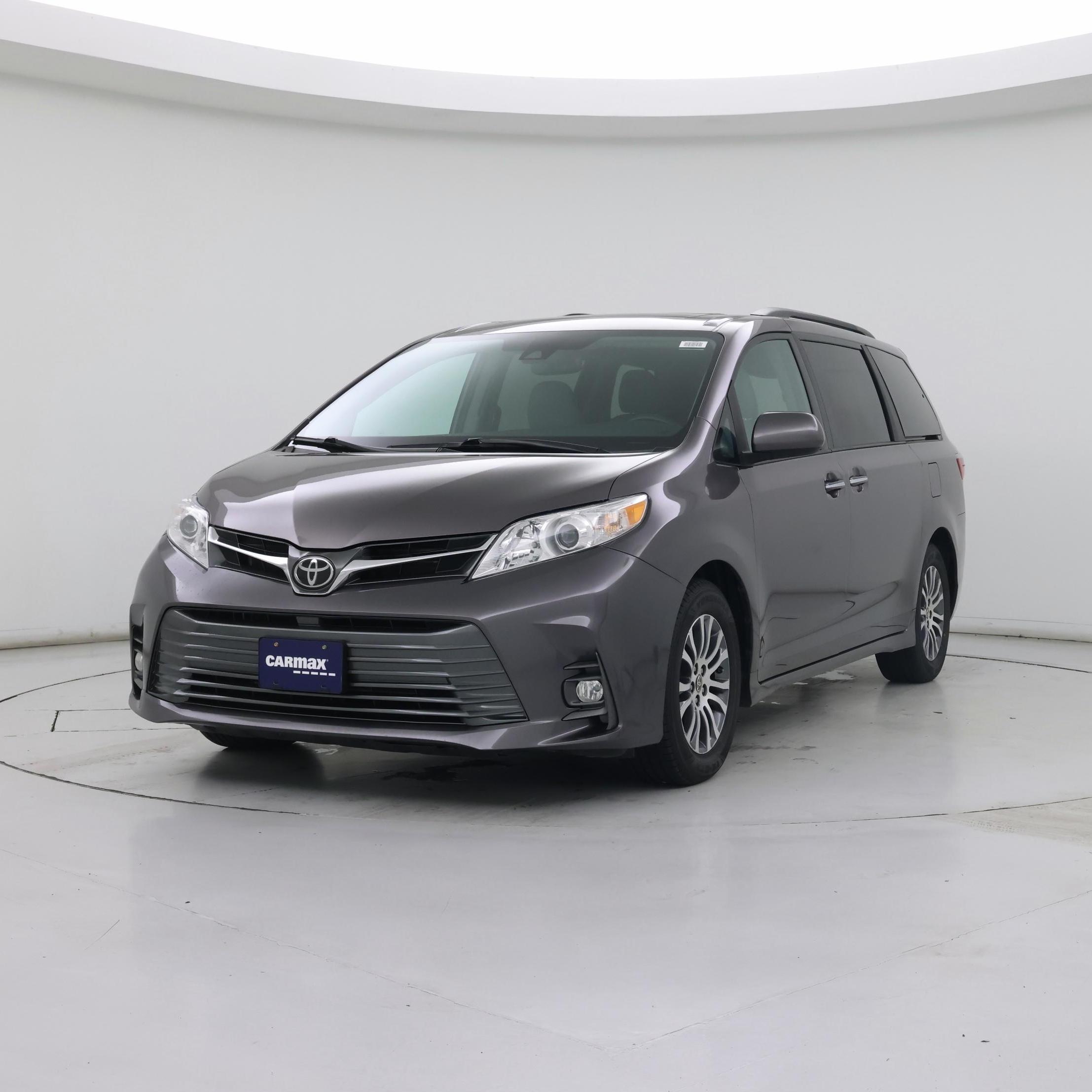 Thumbnail: 2020 Toyota Sienna - 4