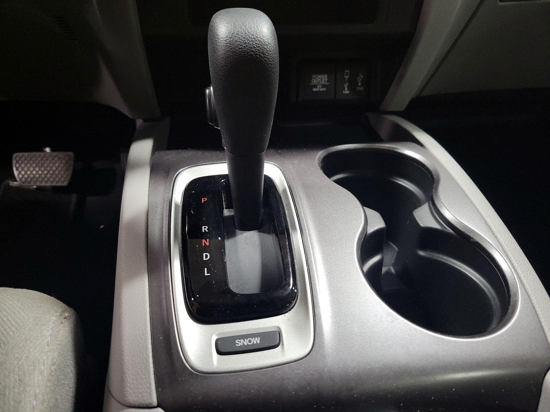 Thumbnail: 2017 Honda Pilot - 17