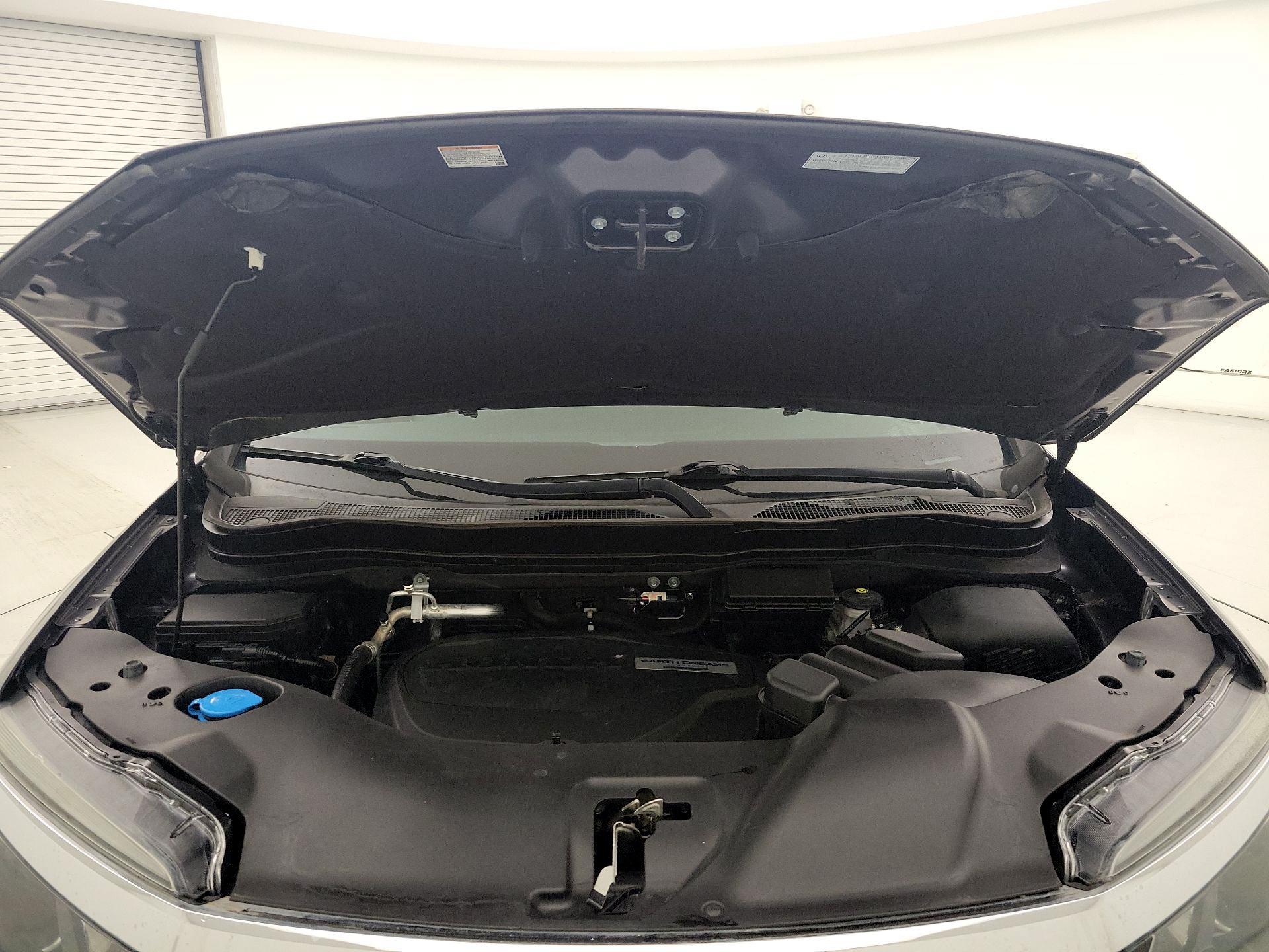 Thumbnail: 2017 Honda Pilot - 20