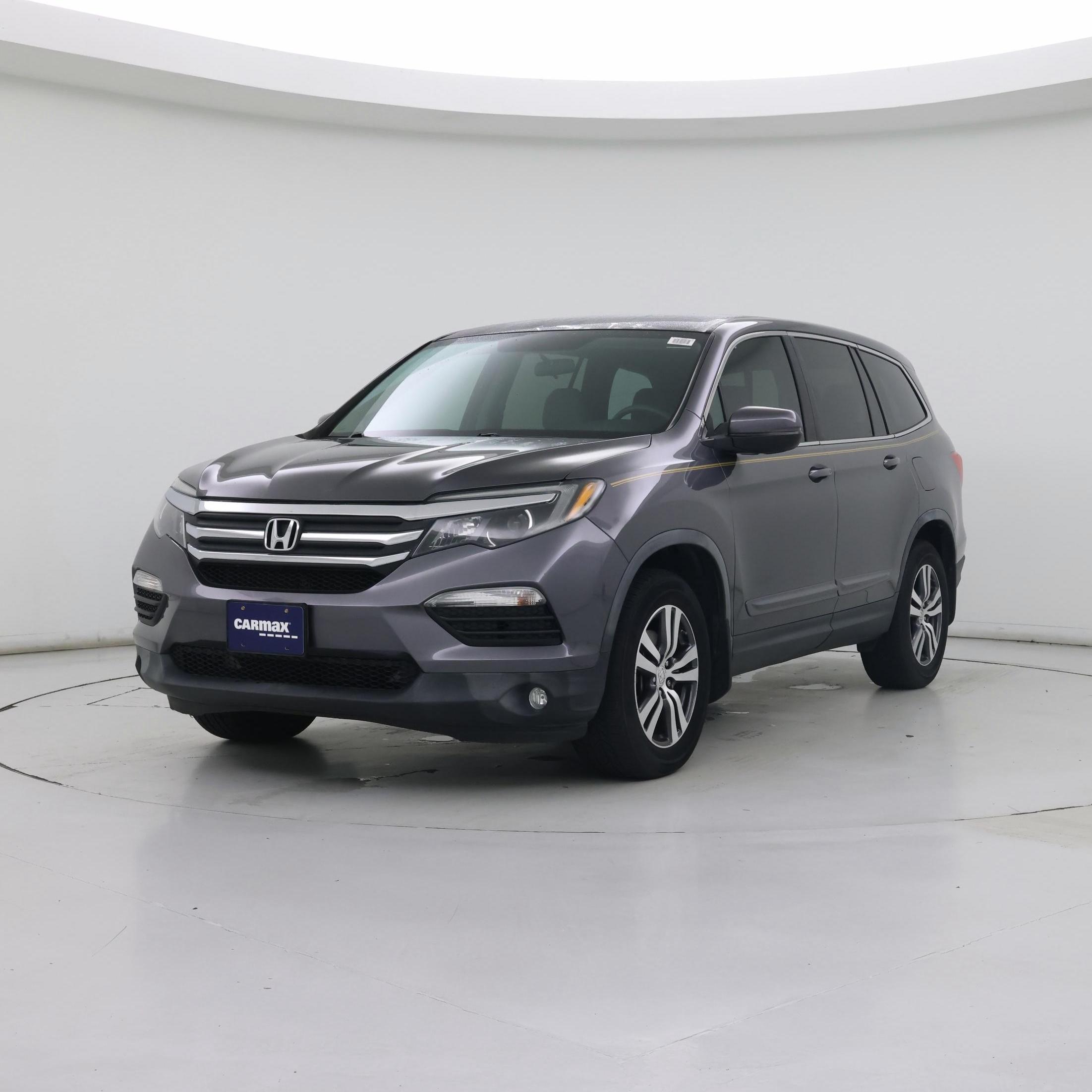 Thumbnail: 2017 Honda Pilot - 4