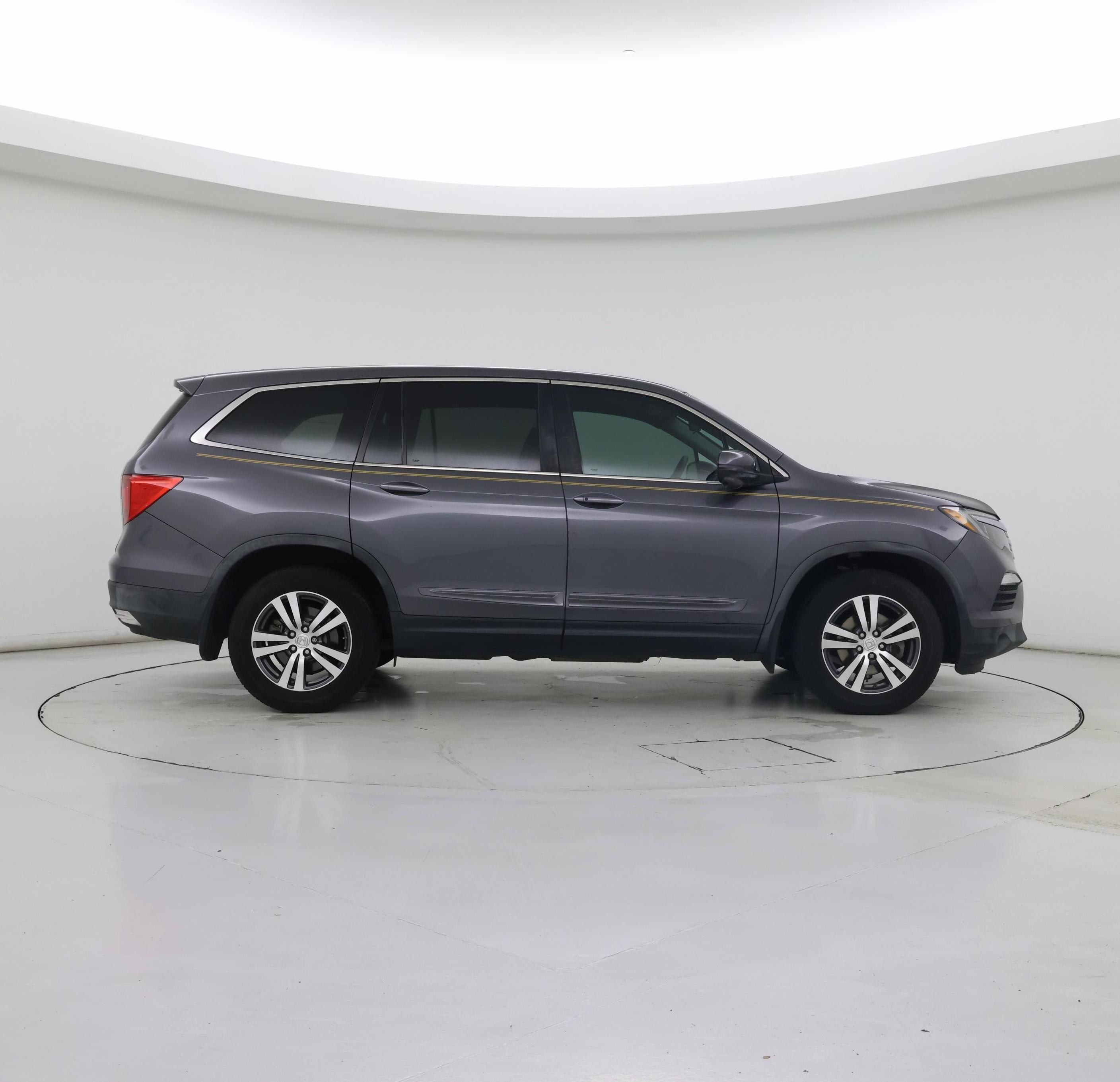 Thumbnail: 2017 Honda Pilot - 7