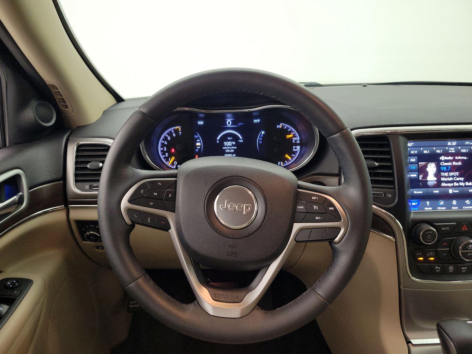 Thumbnail: 2018 Jeep Grand Cherokee - 10