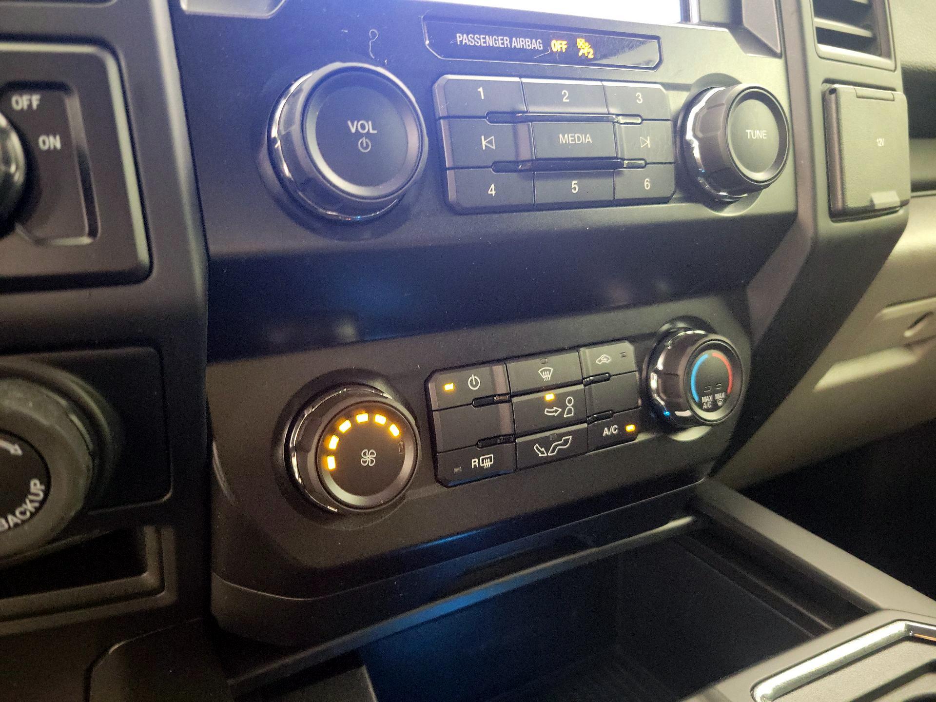 Thumbnail: 2019 Ford F-150 - 16