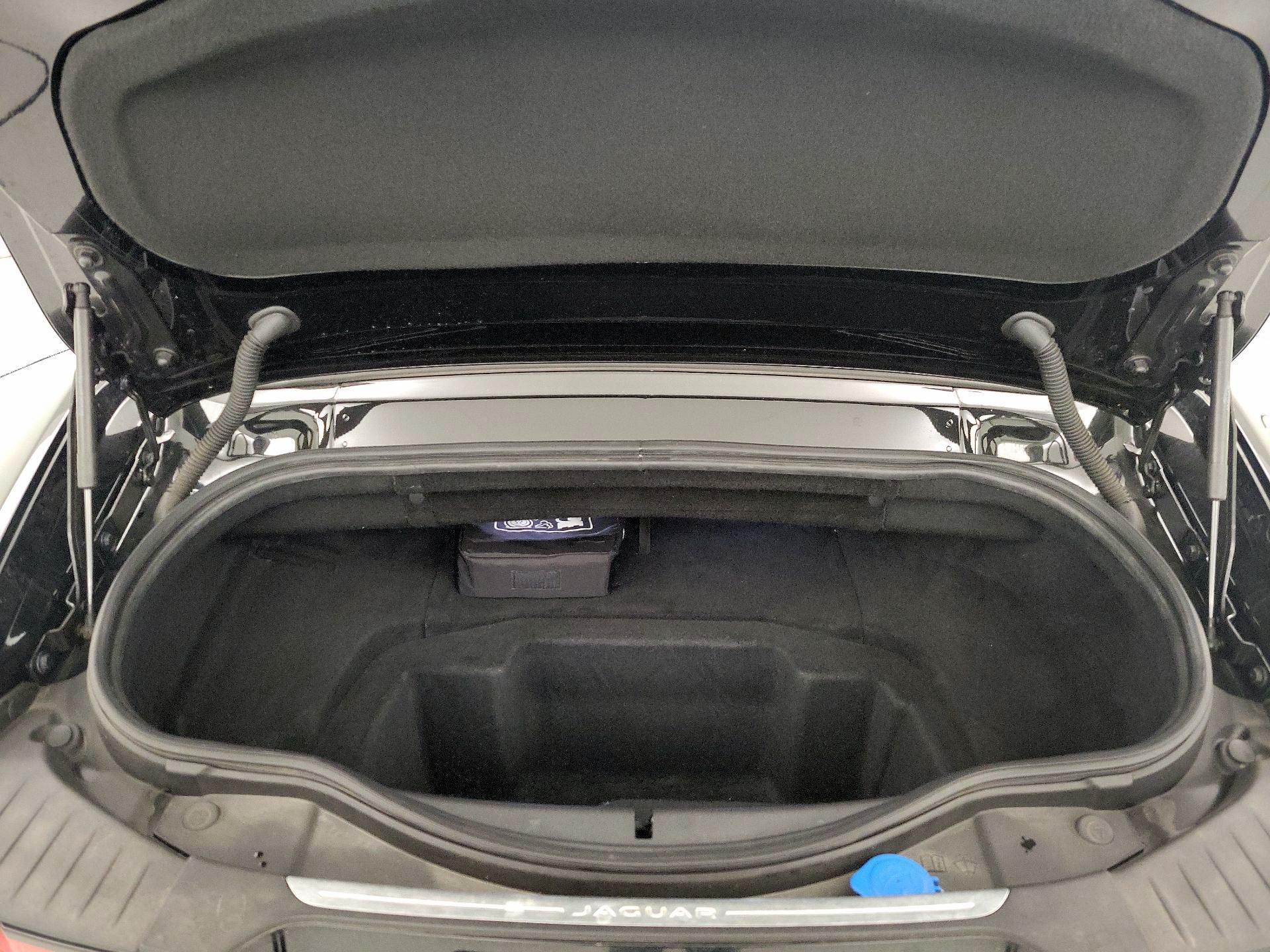 Thumbnail: 2020 Jaguar F-Type - 17