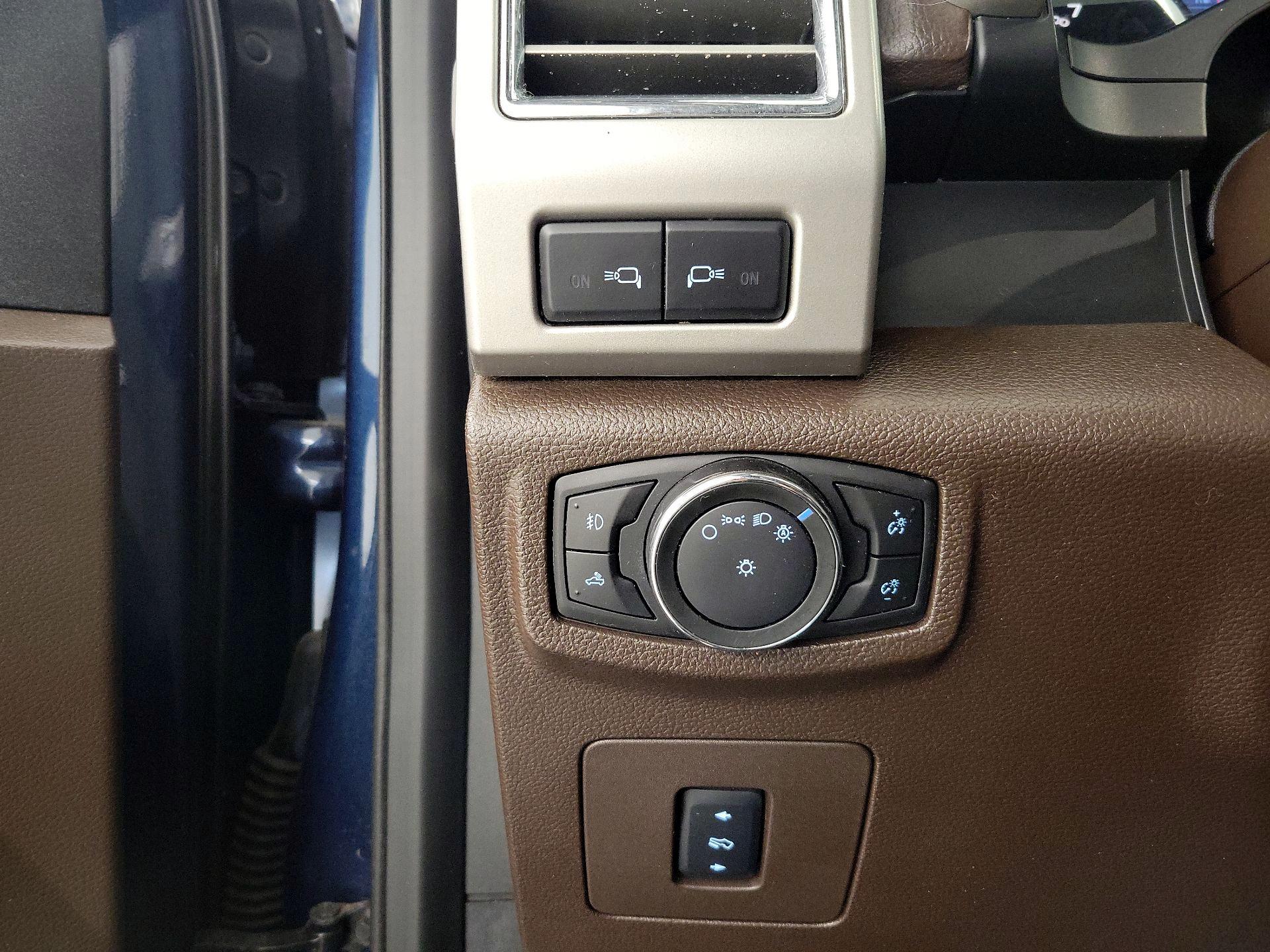 Thumbnail: 2015 Ford F-150 - 13