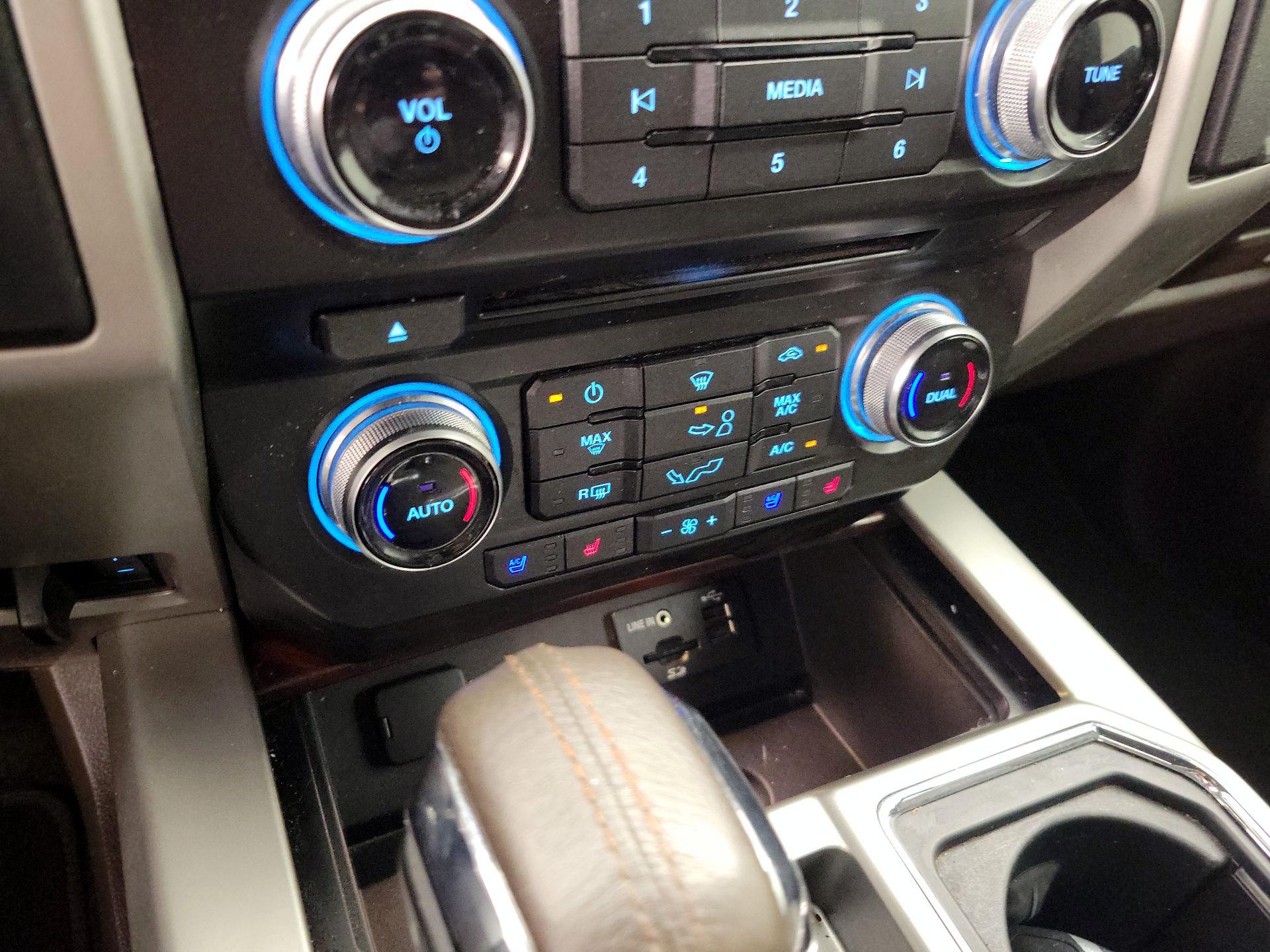 Thumbnail: 2015 Ford F-150 - 16