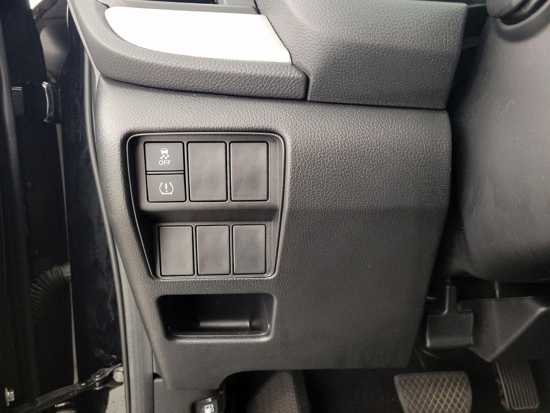 Thumbnail: 2018 Honda CR-V - 13