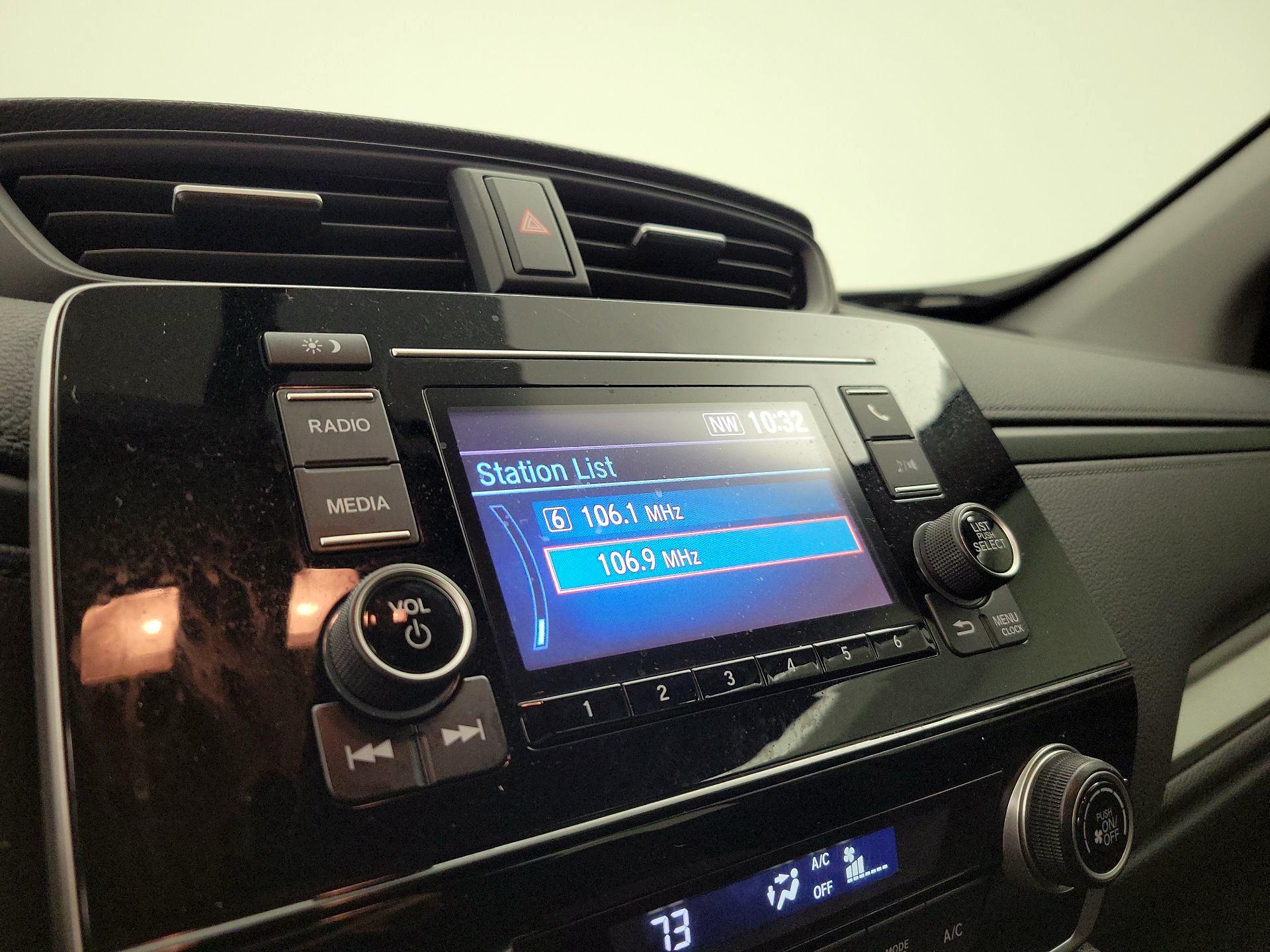 Thumbnail: 2018 Honda CR-V - 15