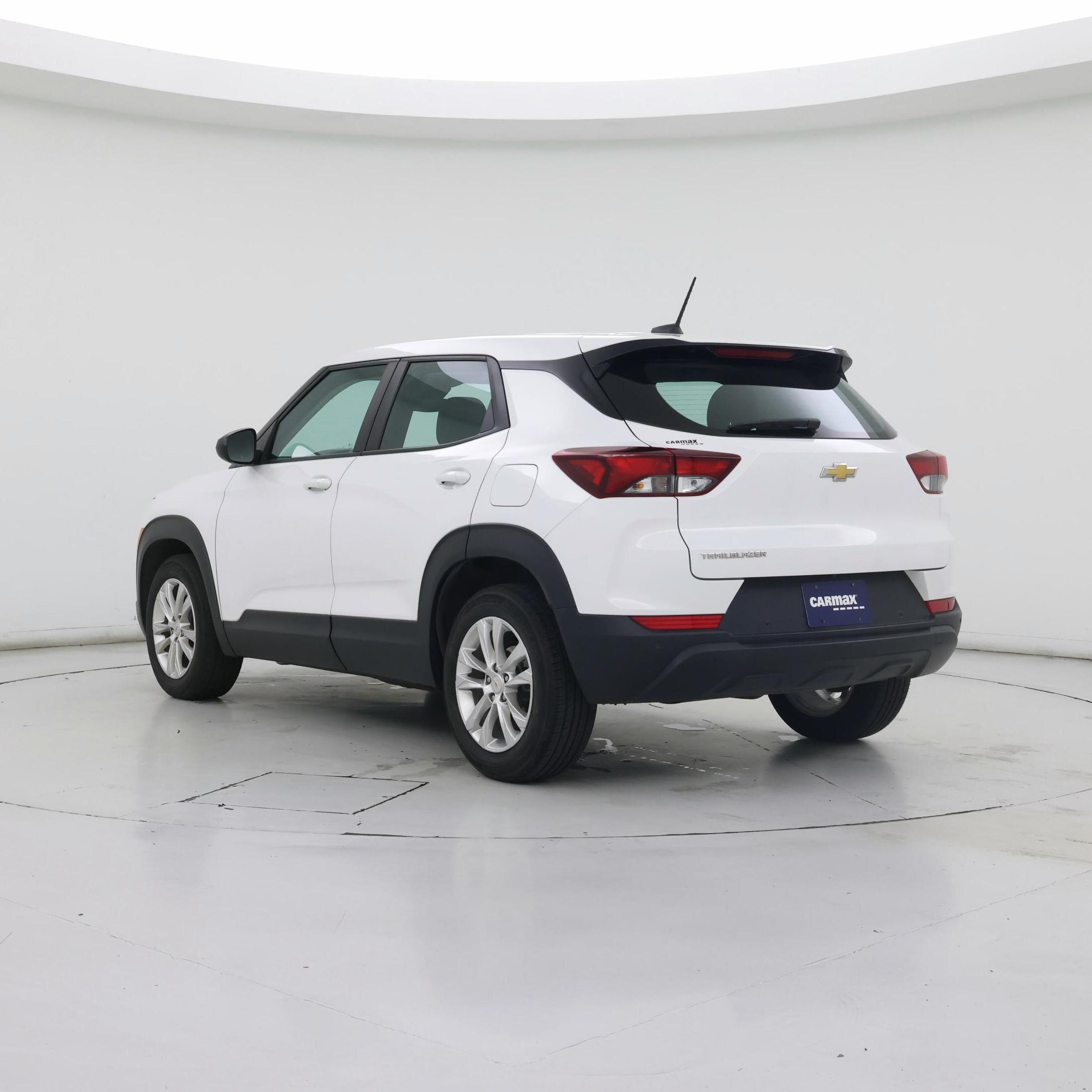 Thumbnail: 2023 Chevrolet TrailBlazer - 2