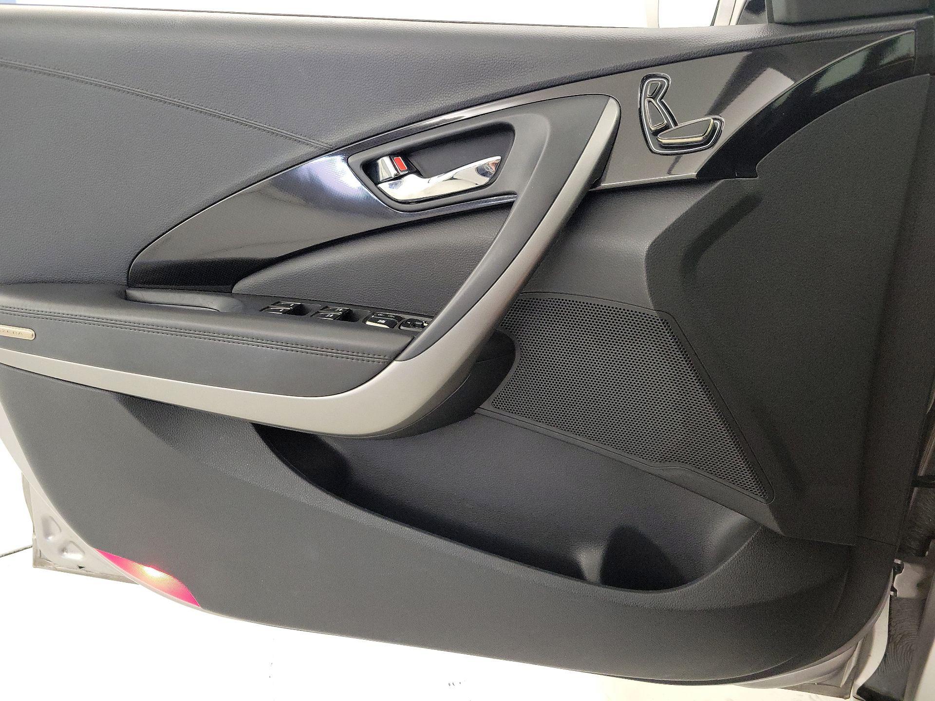 Thumbnail: 2014 Hyundai Azera - 12