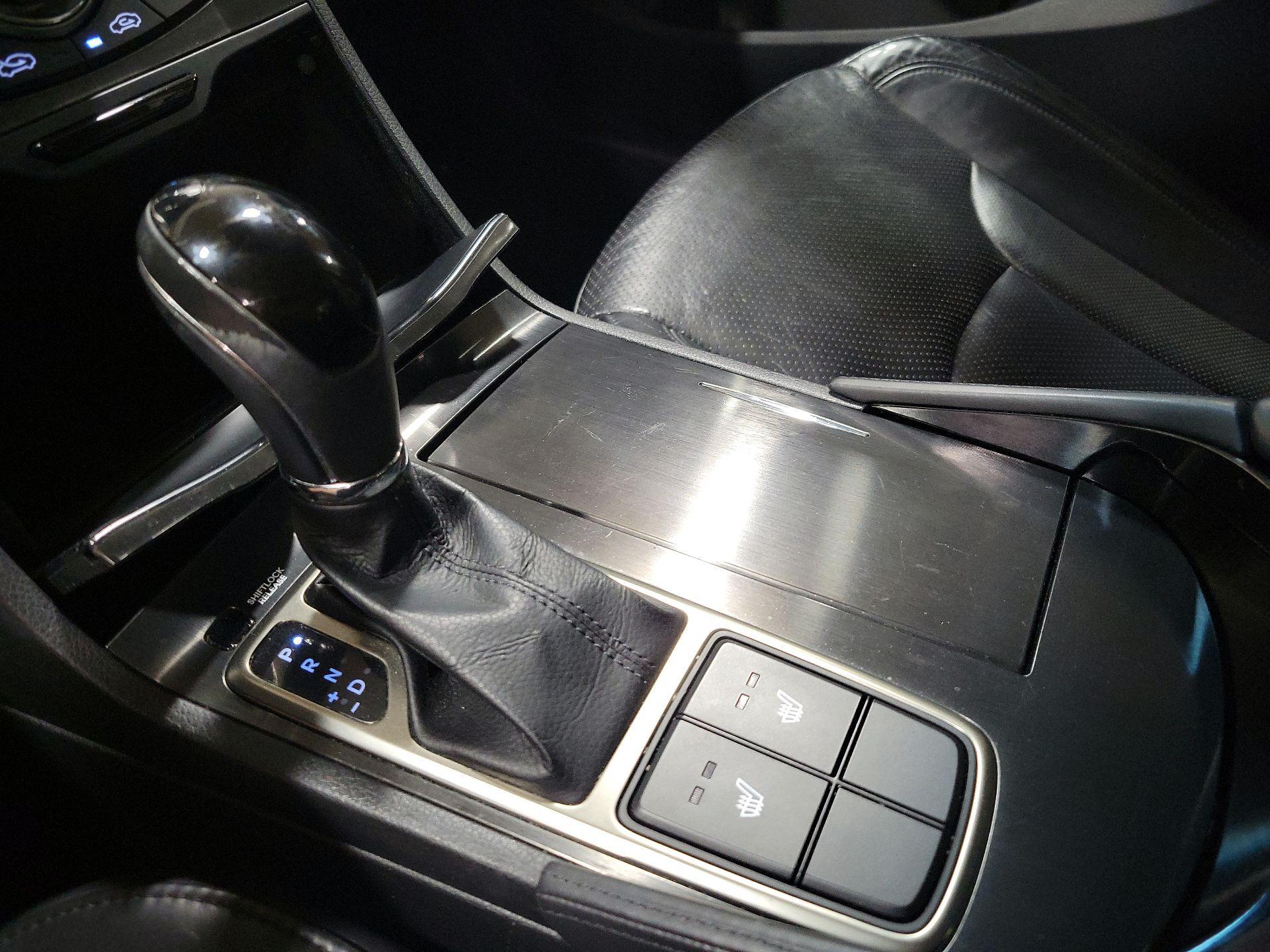 Thumbnail: 2014 Hyundai Azera - 17