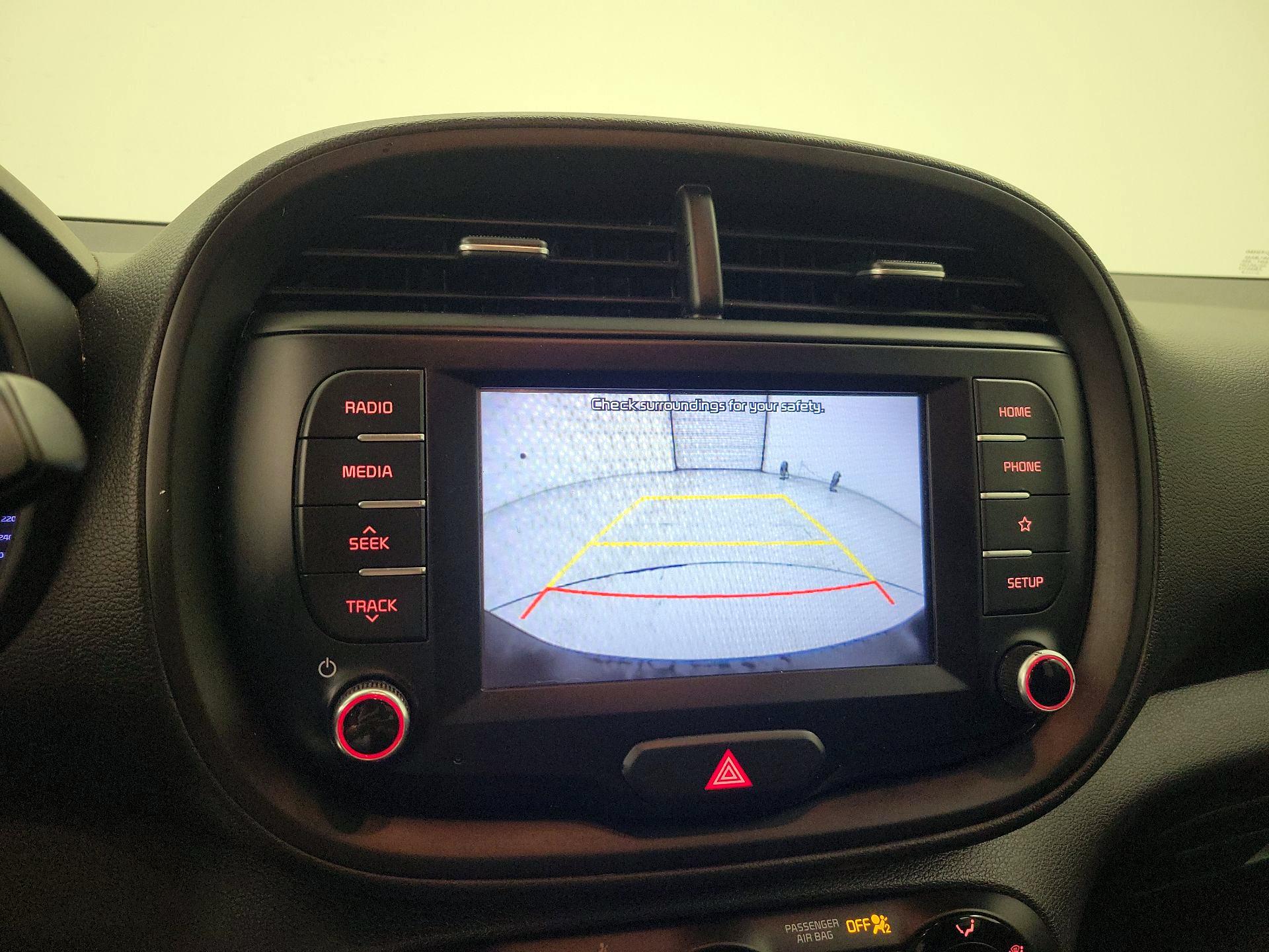 Thumbnail: 2020 Kia Soul - 14